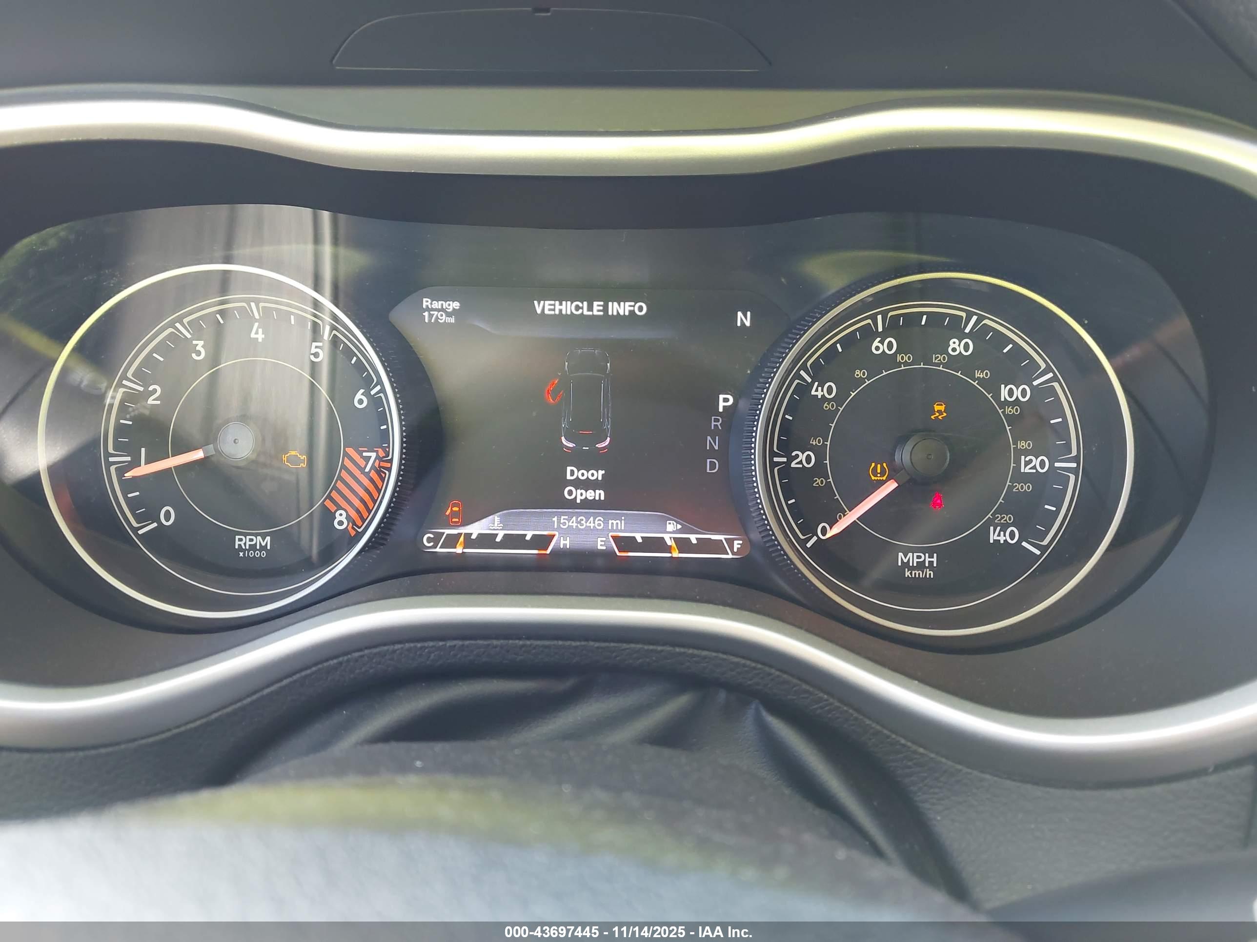 JEEP CHEROKEE image 7