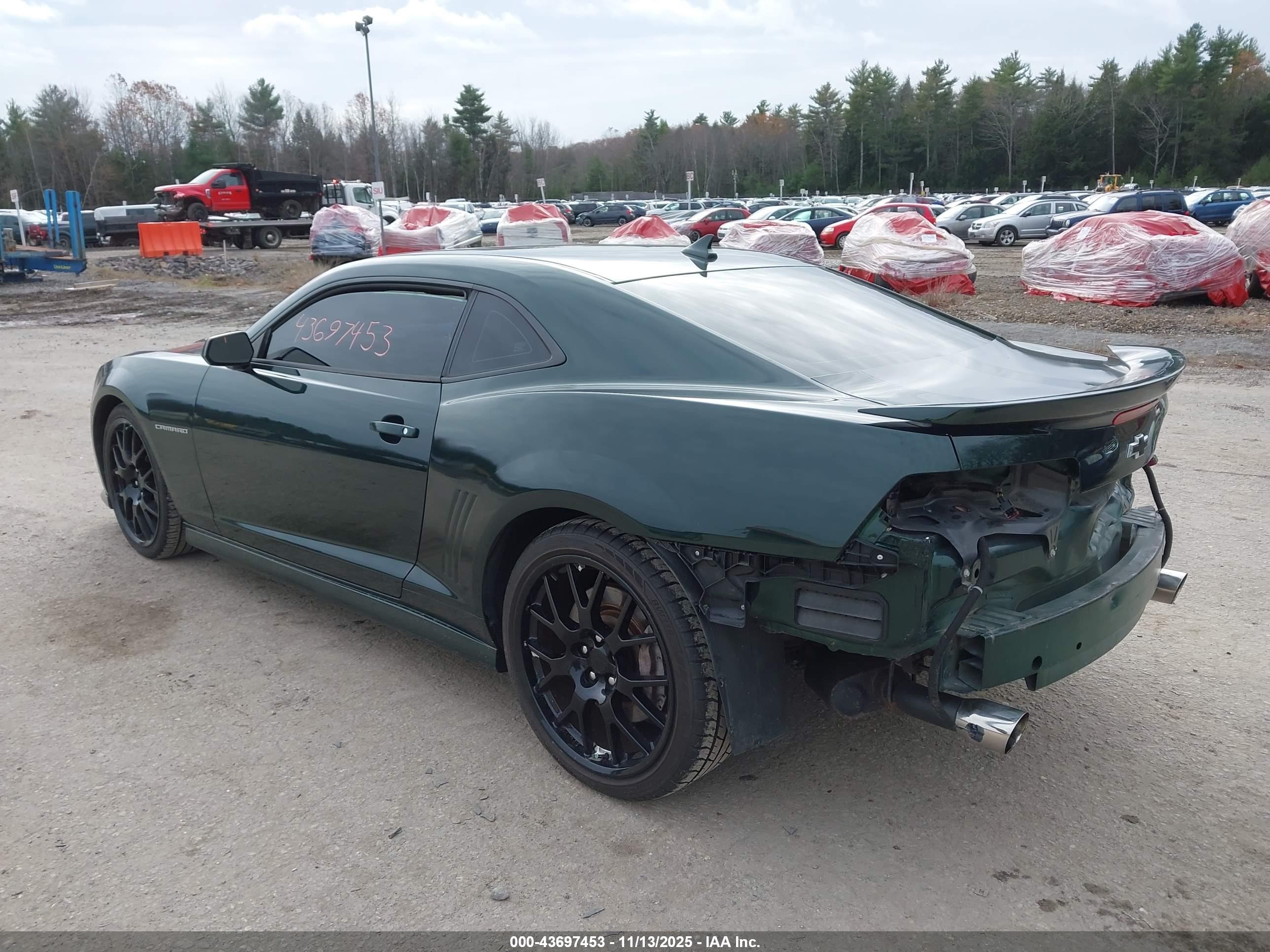 CHEVROLET CAMARO image 3
