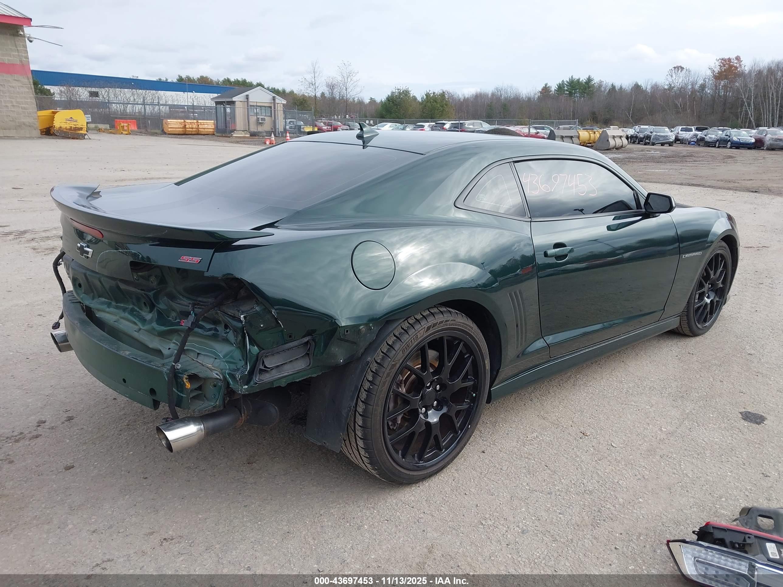 CHEVROLET CAMARO image 4