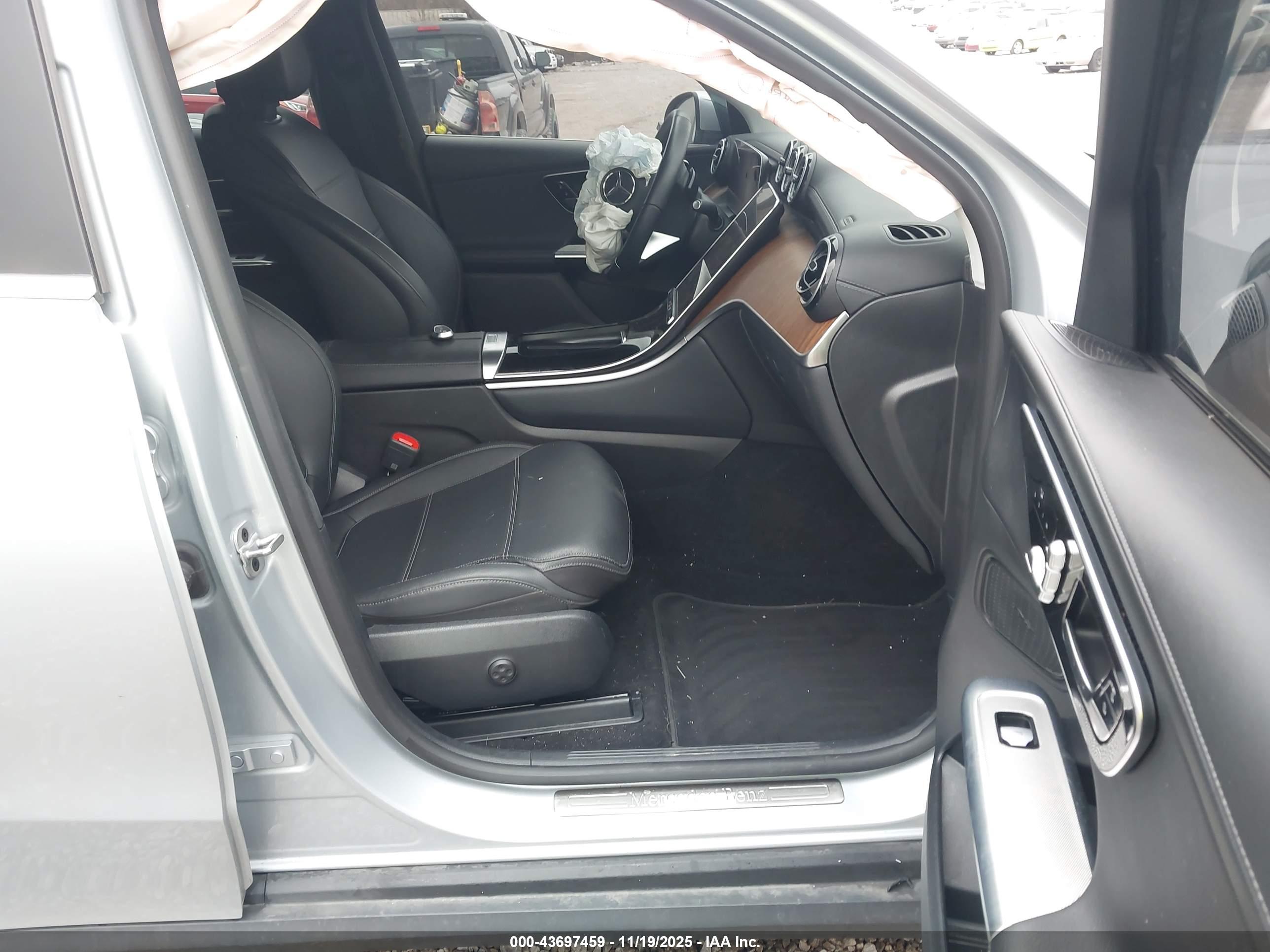 MERCEDES-BENZ GLC image 5