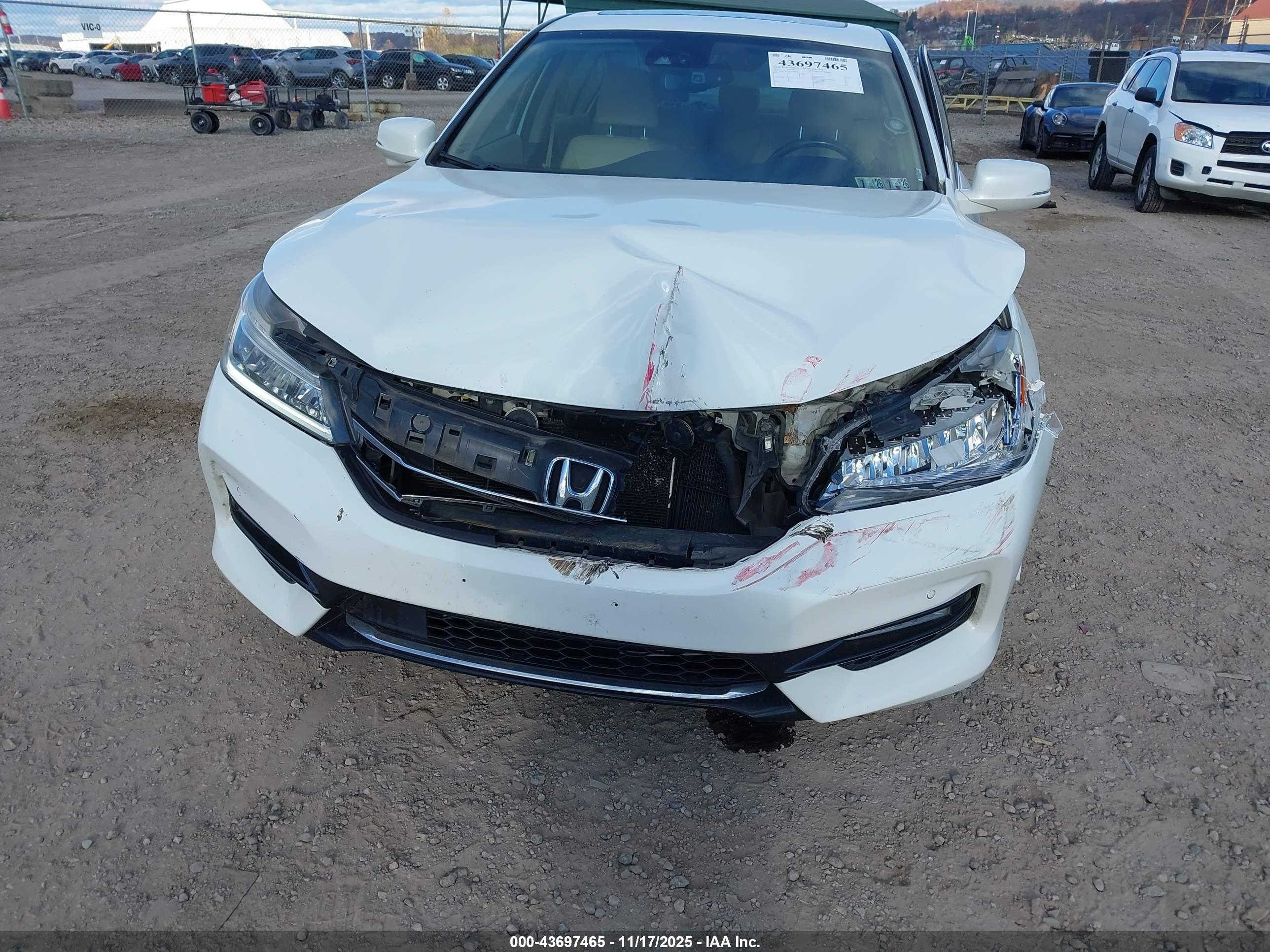 HONDA ACCORD image 6