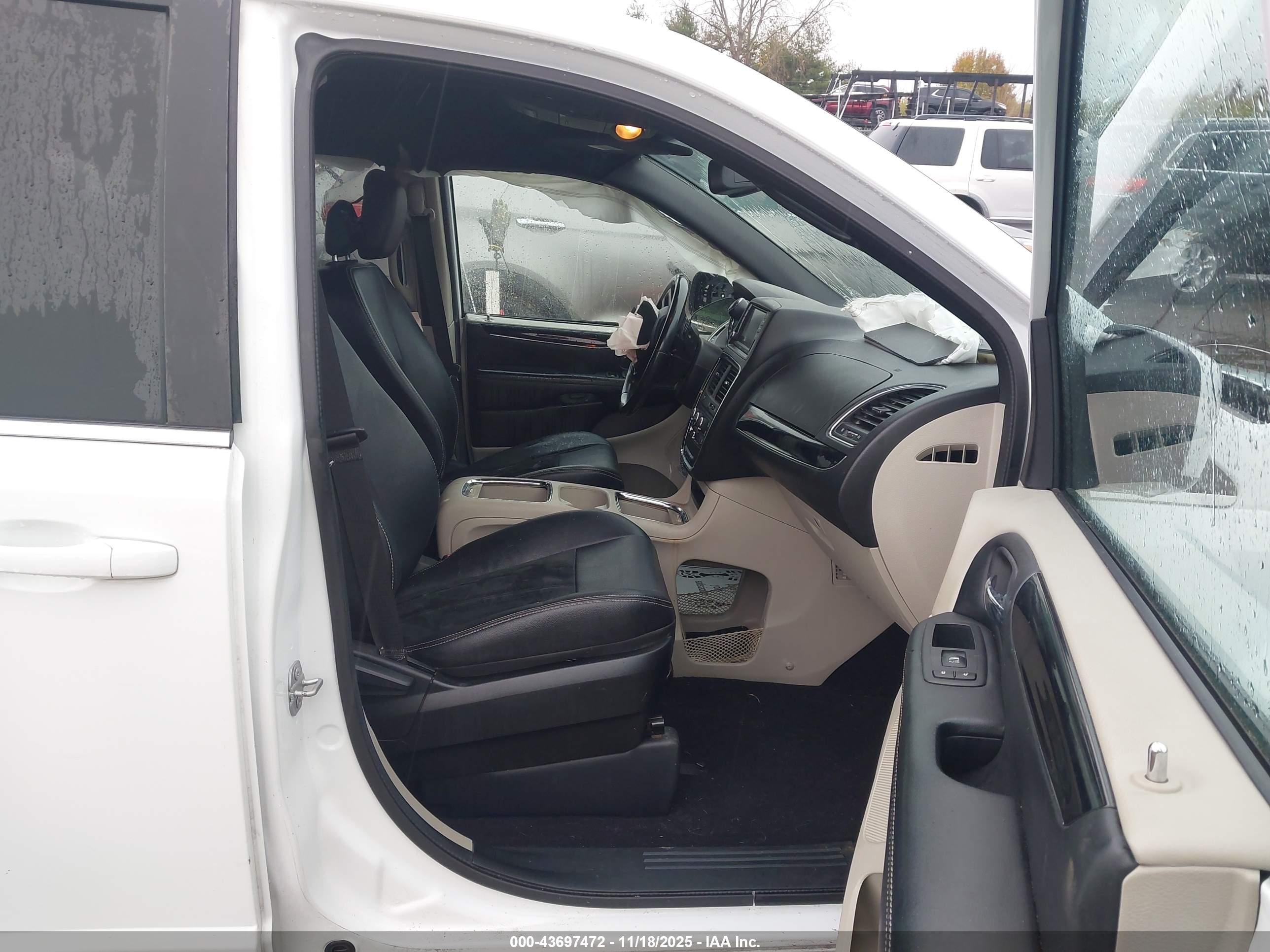 DODGE GRAND image 5