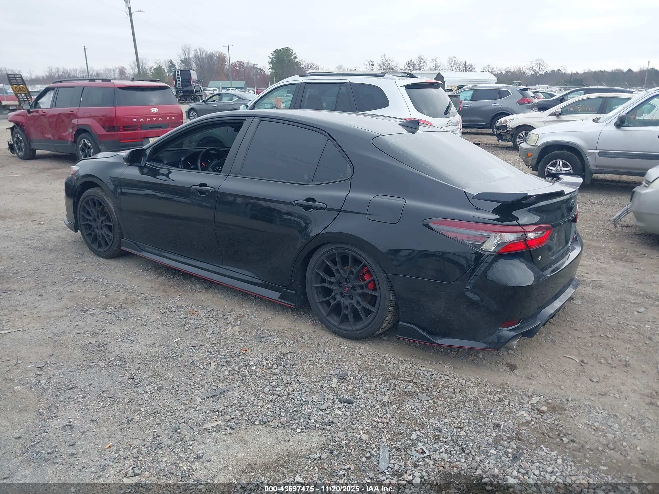TOYOTA CAMRY image 3