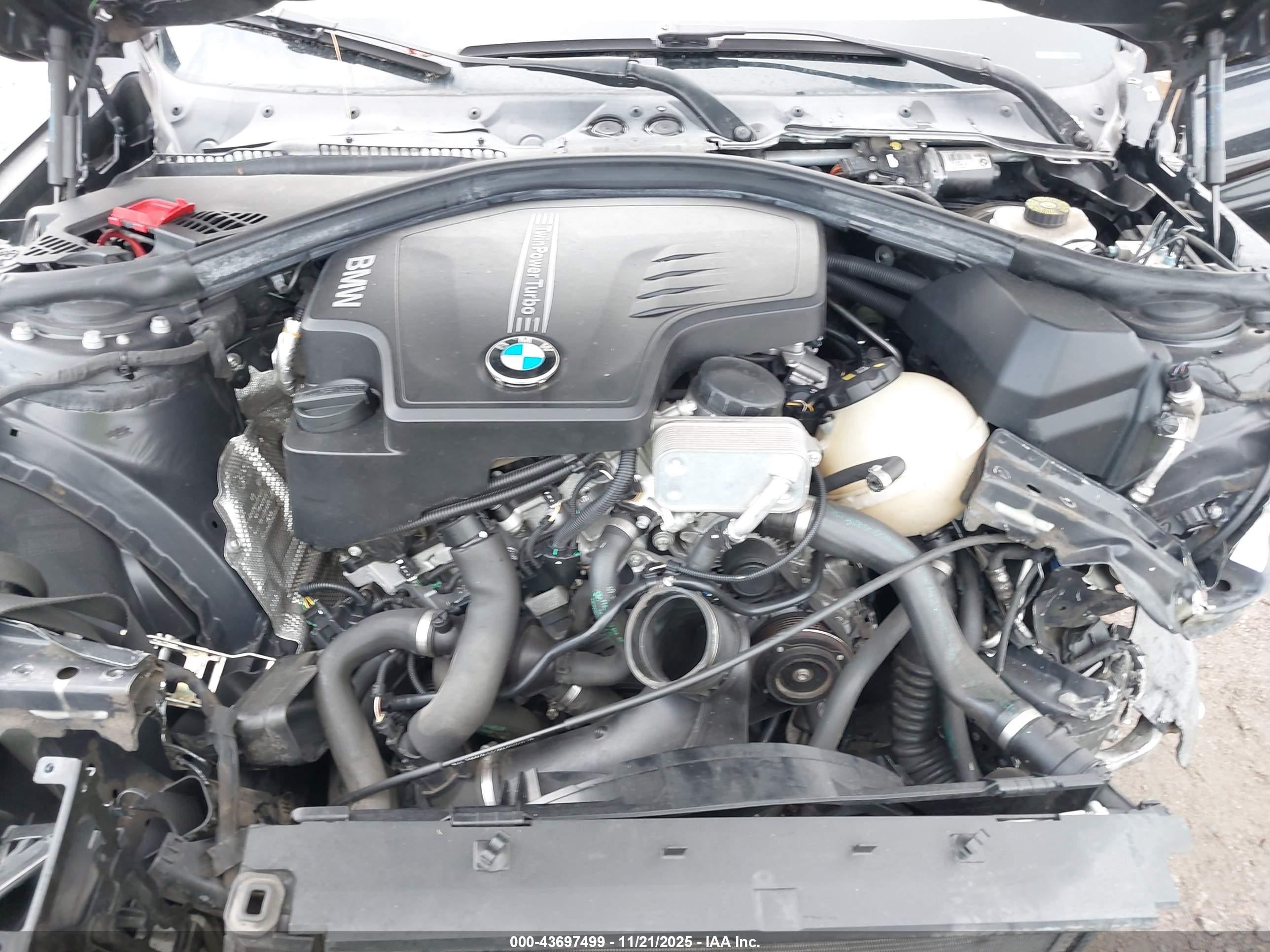 BMW 320I image 10