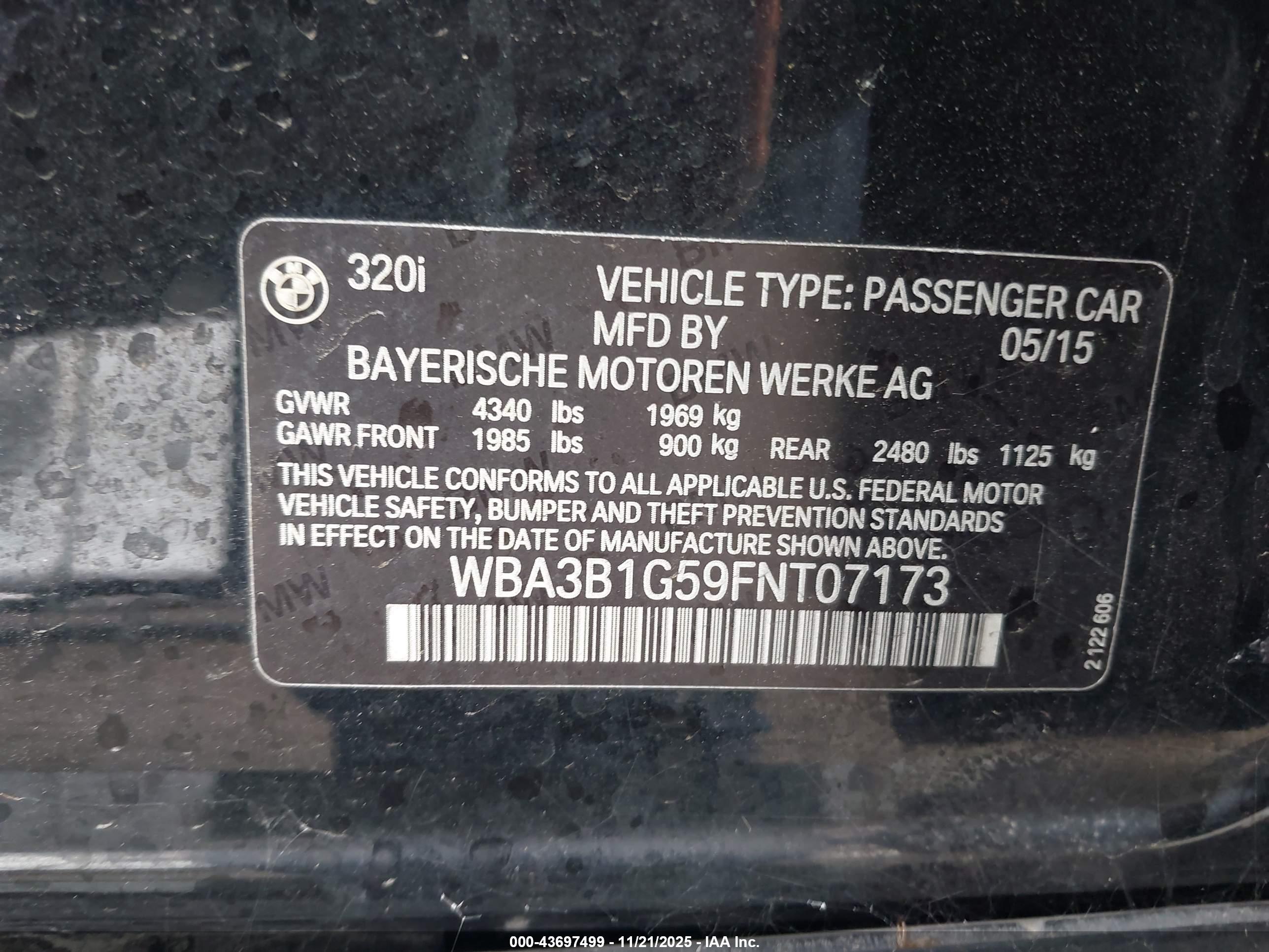 BMW 320I image 9