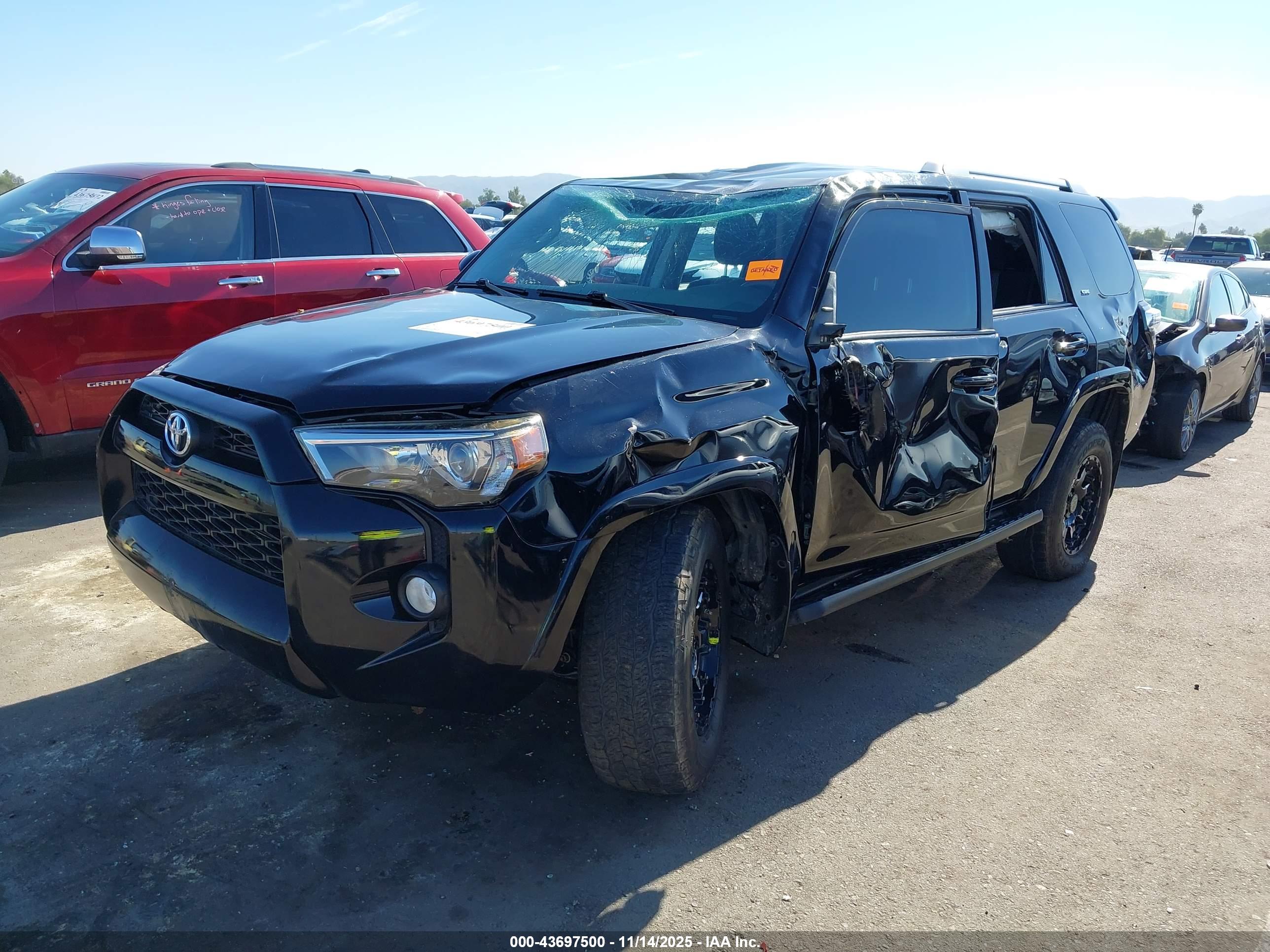 TOYOTA 4RUNNER image 6