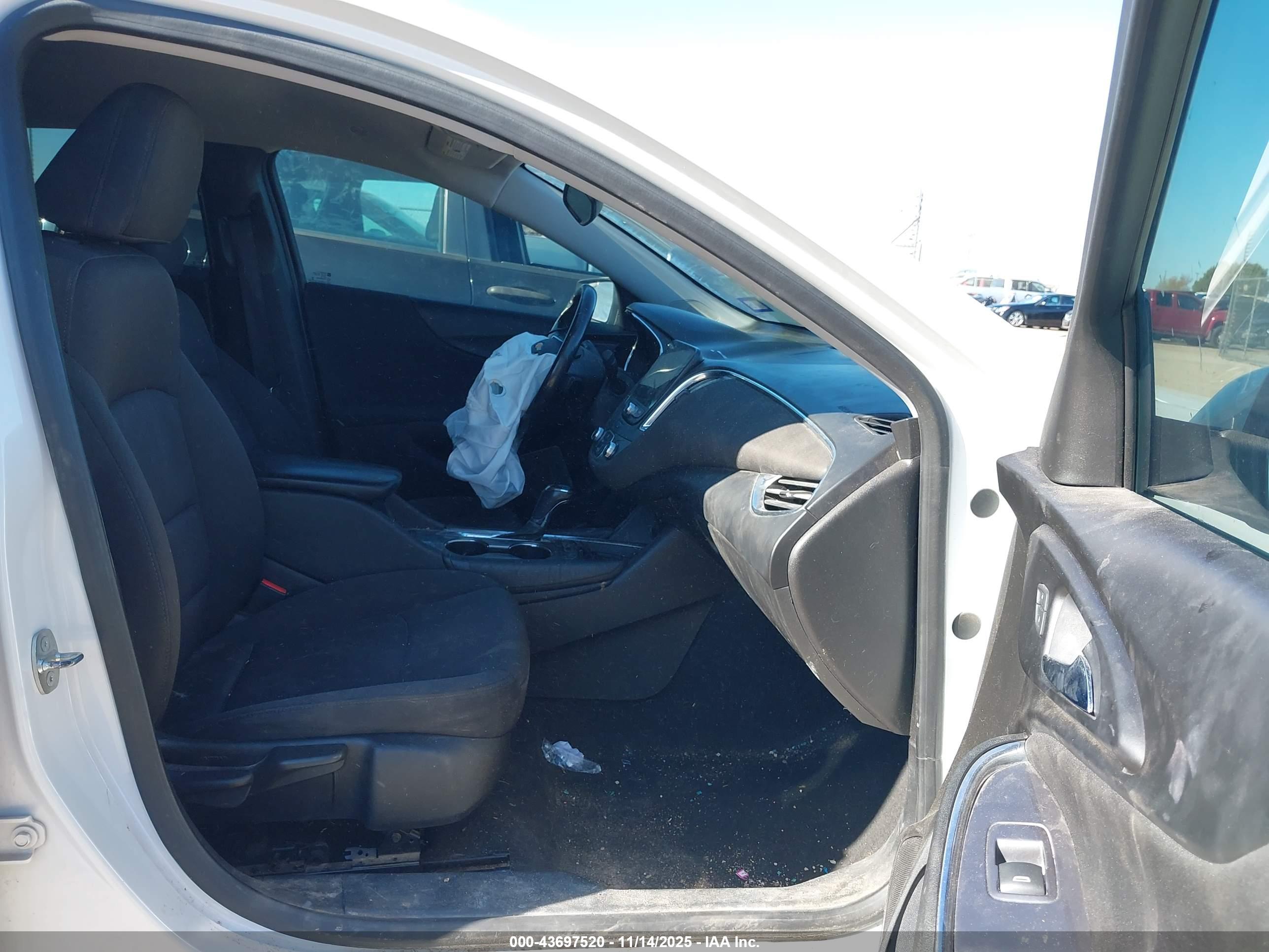 CHEVROLET MALIBU image 5