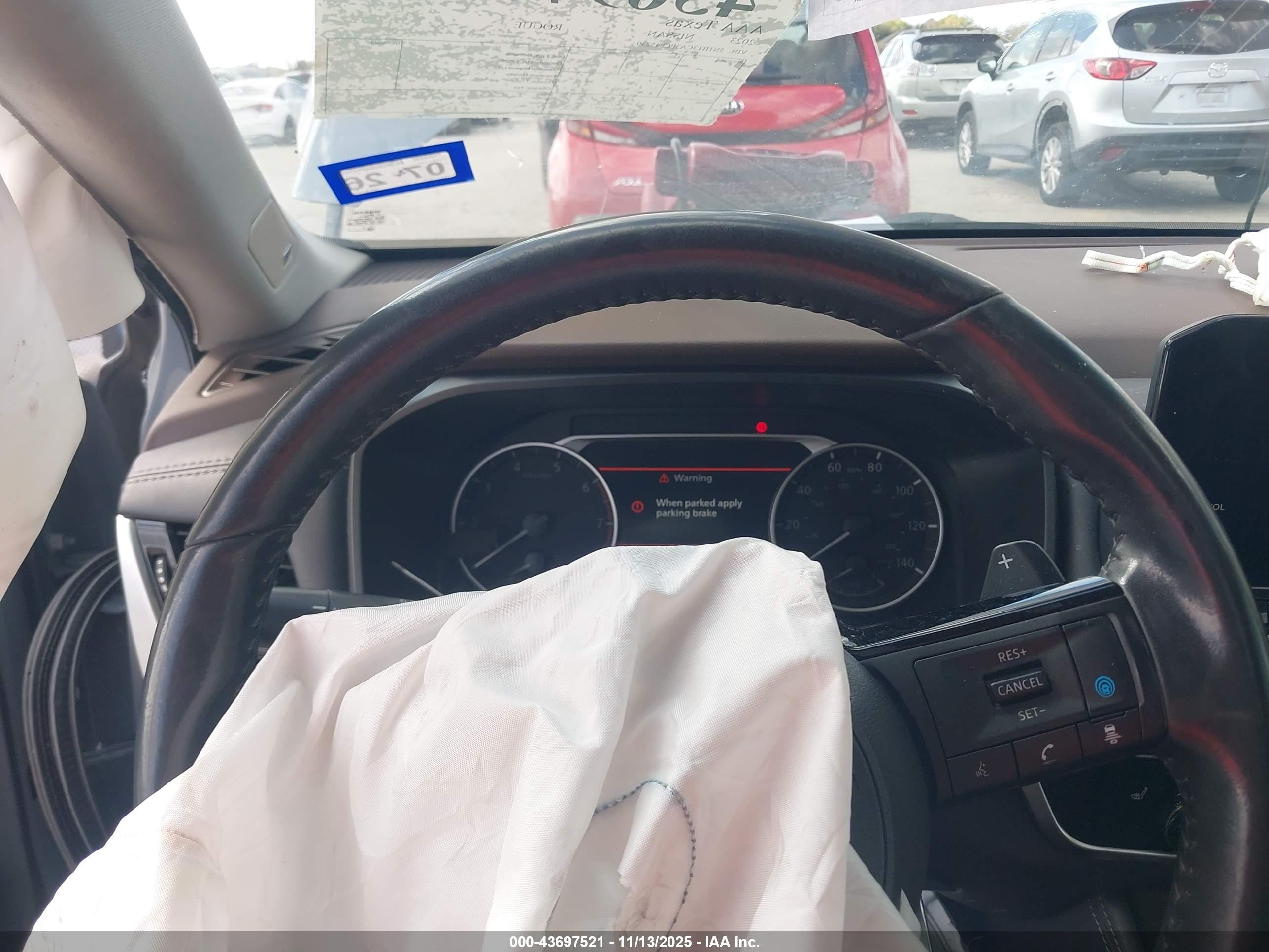 NISSAN ROGUE image 7