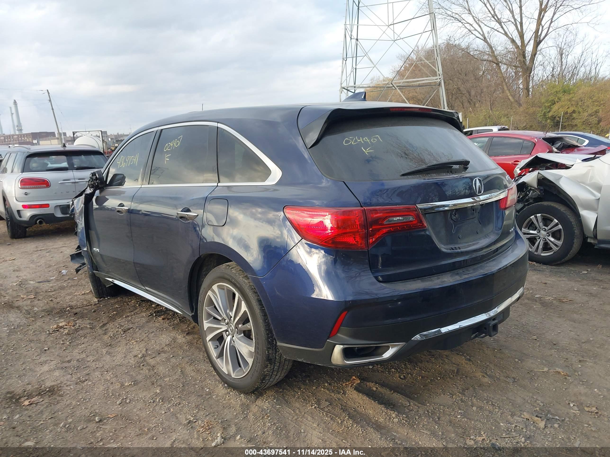 ACURA MDX image 3