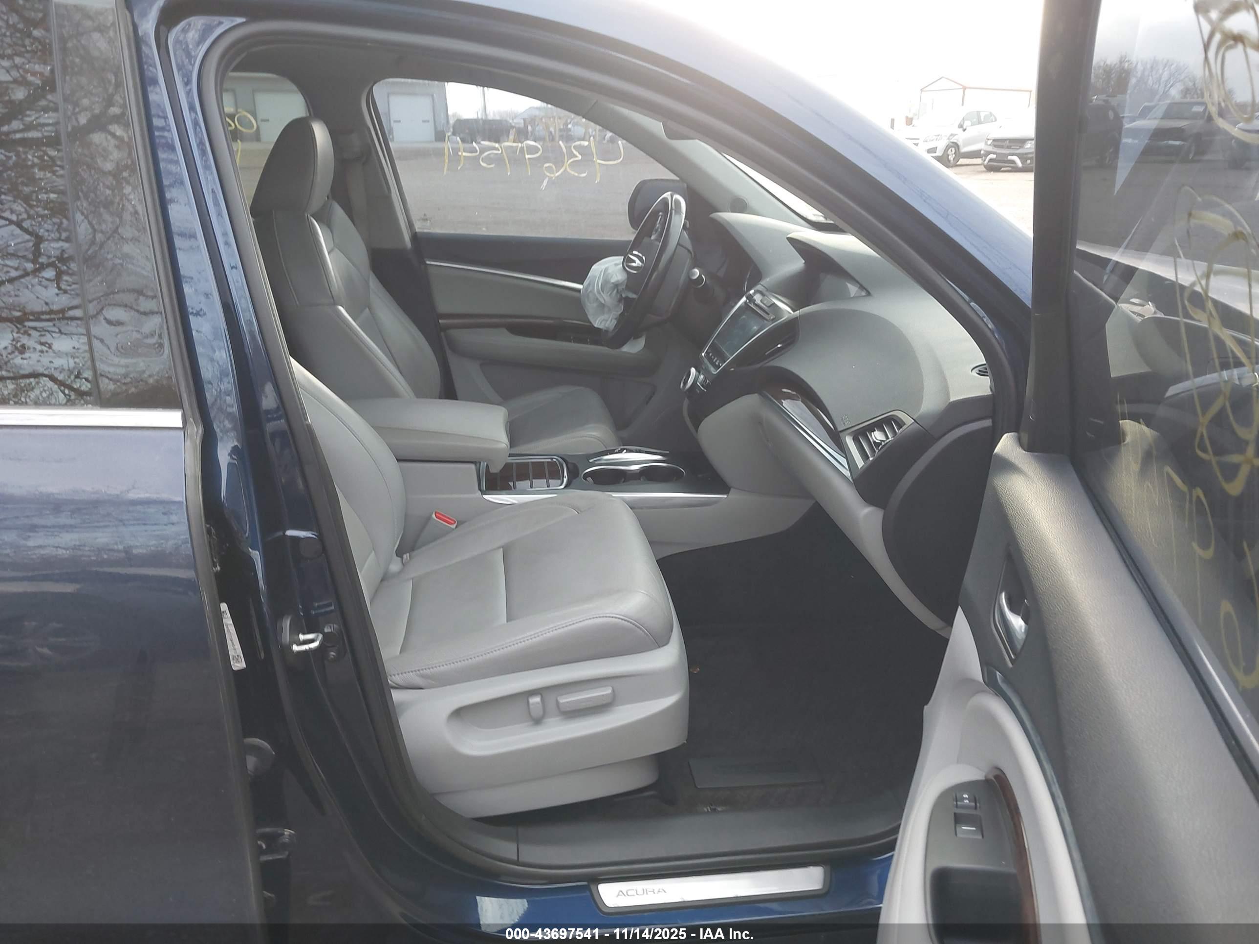 ACURA MDX image 5