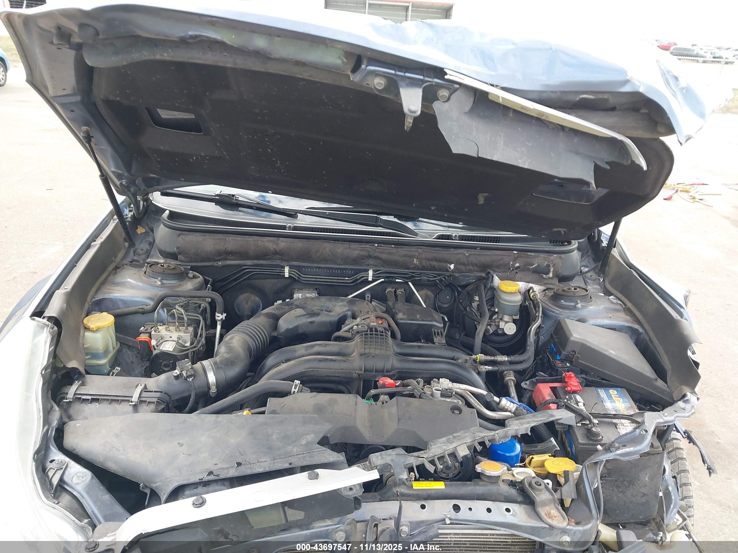SUBARU OUTBACK image 10
