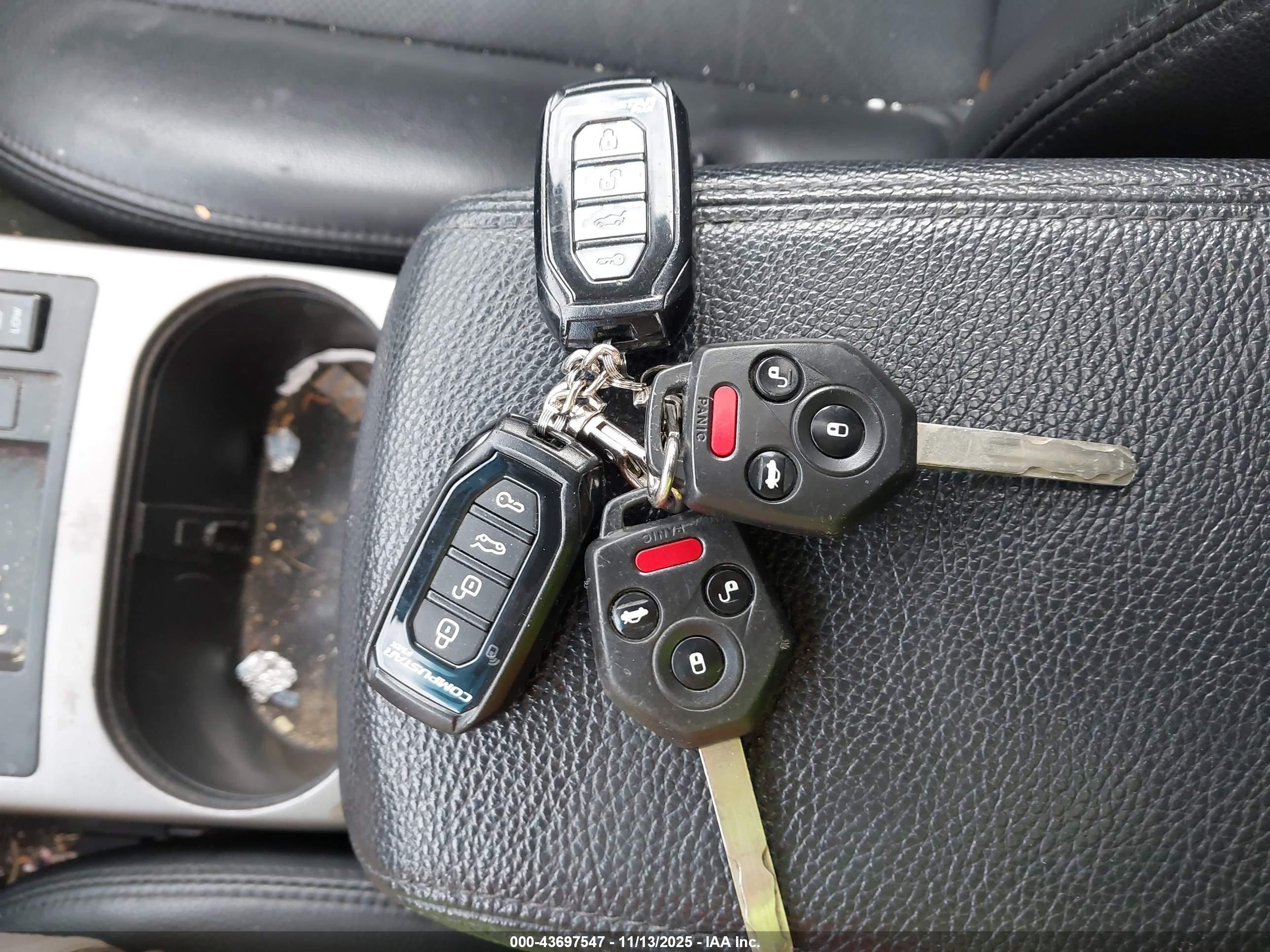 SUBARU OUTBACK image 11