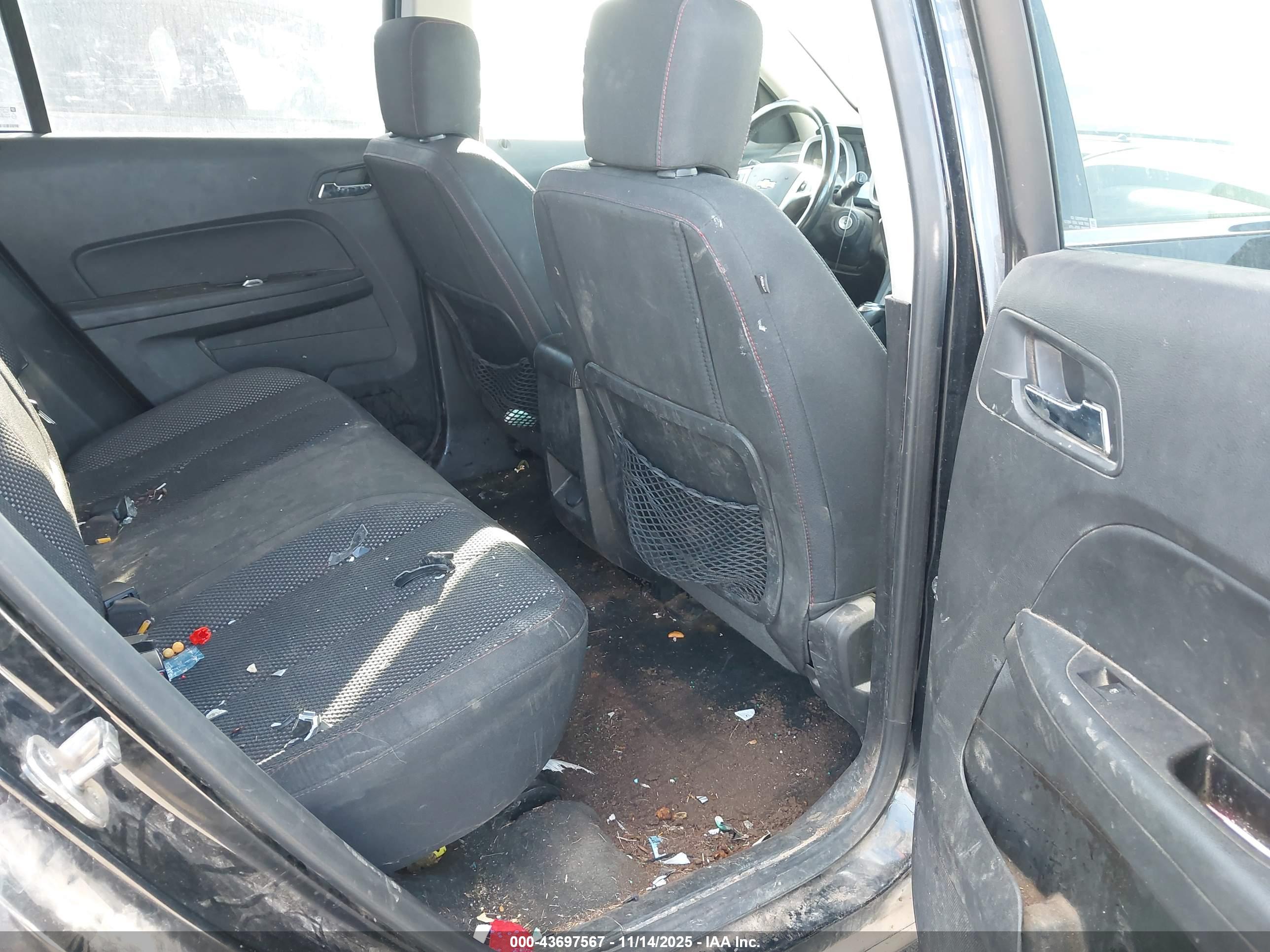 CHEVROLET EQUINOX image 8