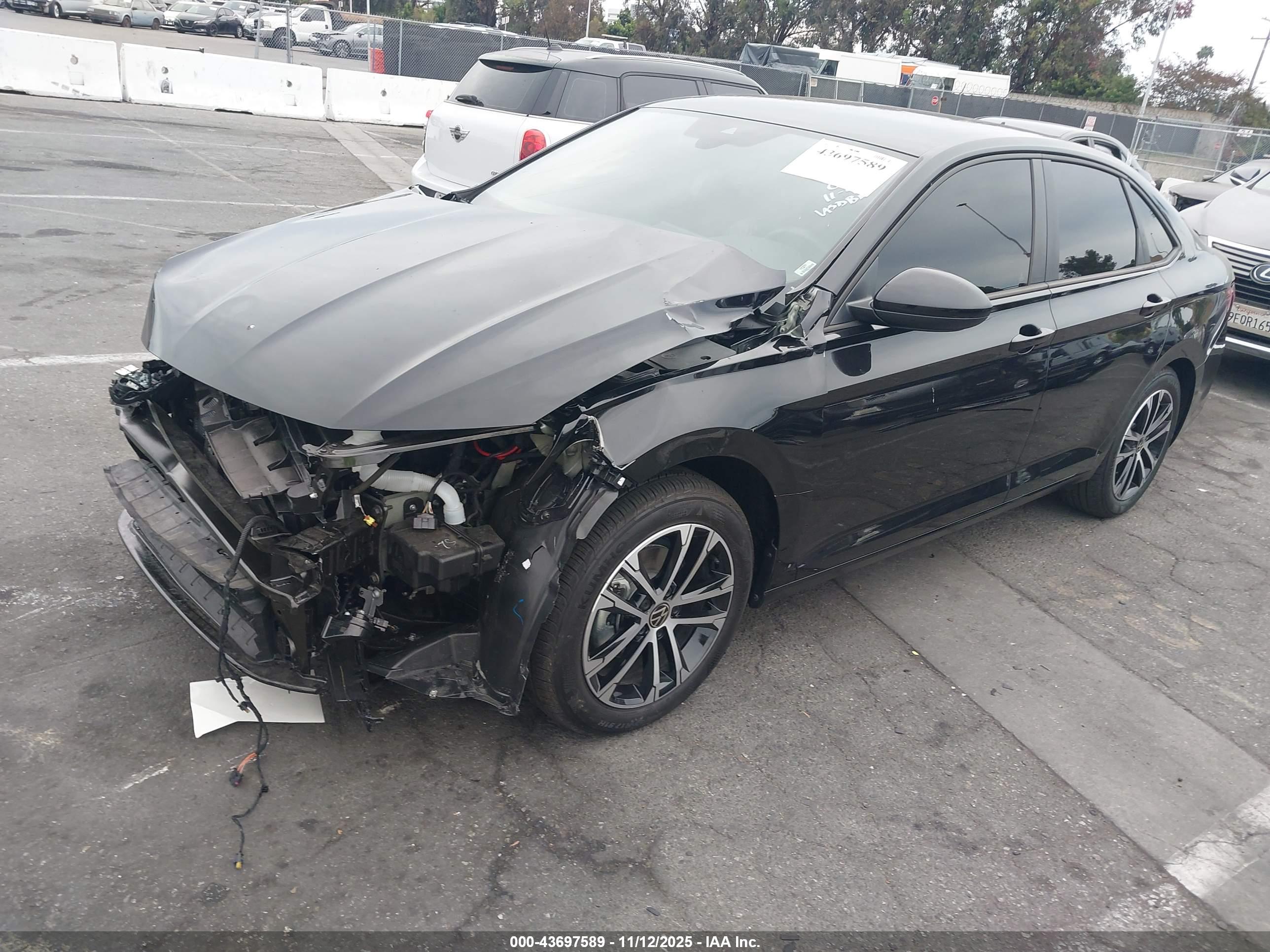 VOLKSWAGEN JETTA image 2