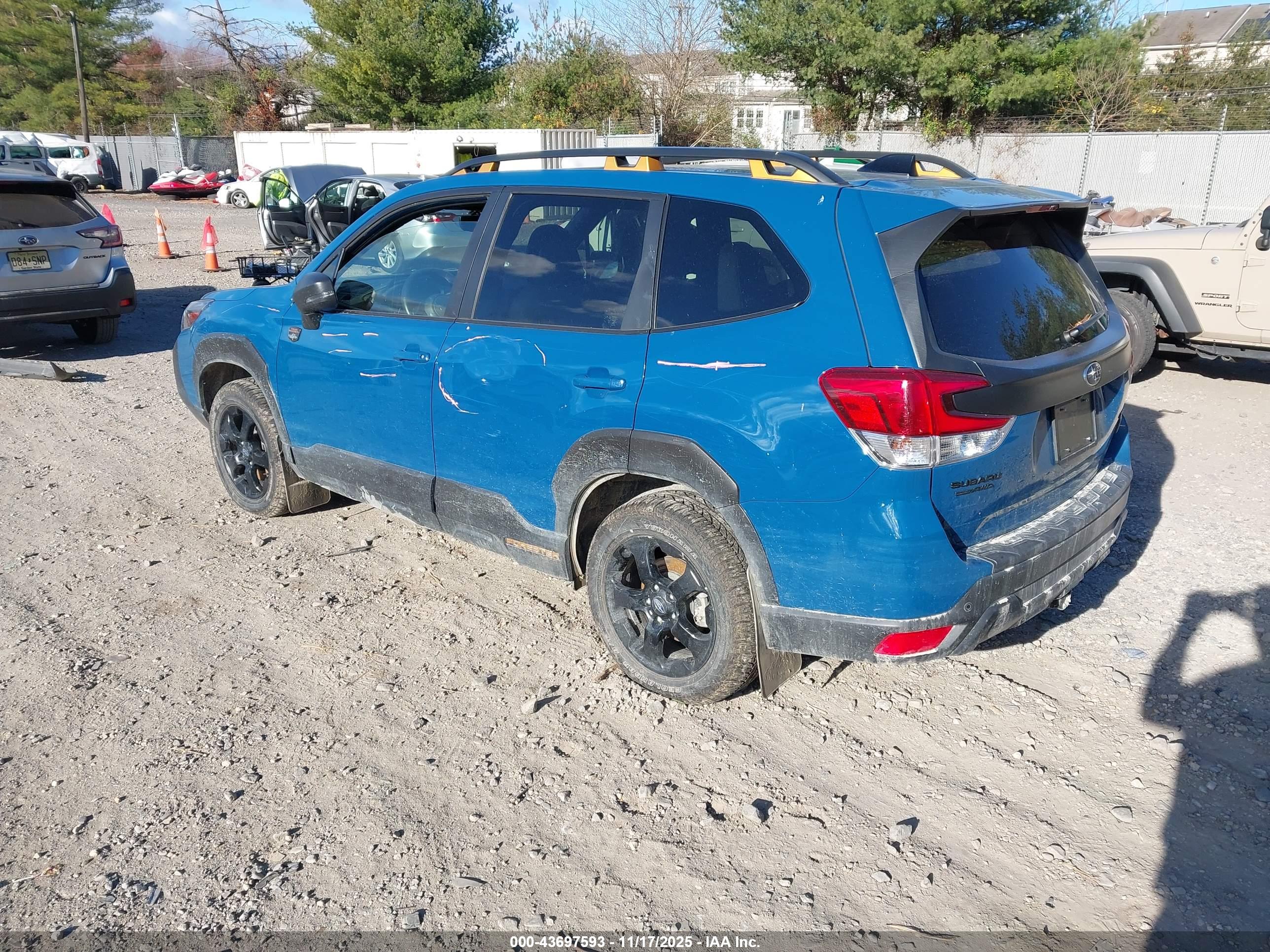 SUBARU FORESTER image 3