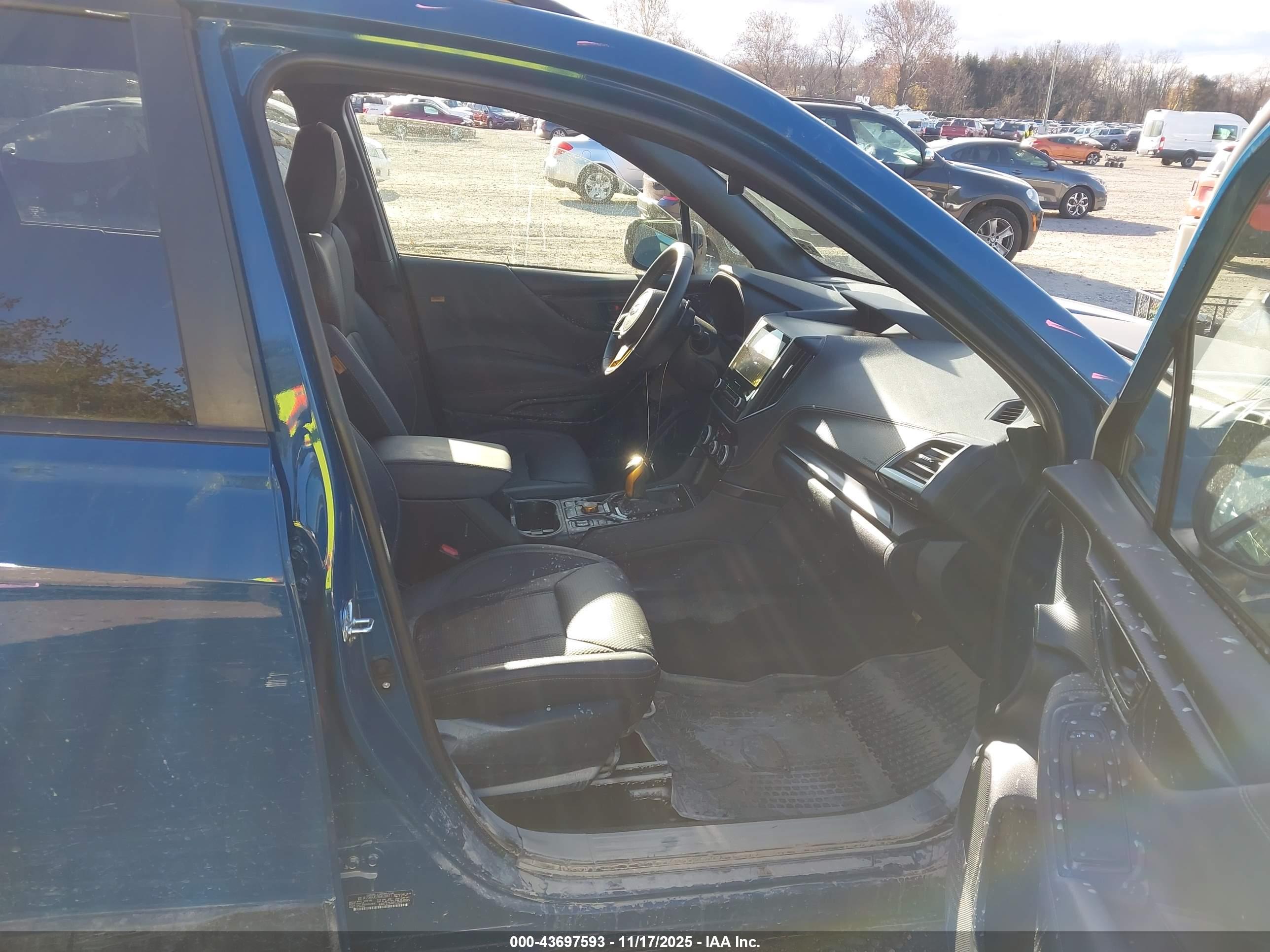 SUBARU FORESTER image 5