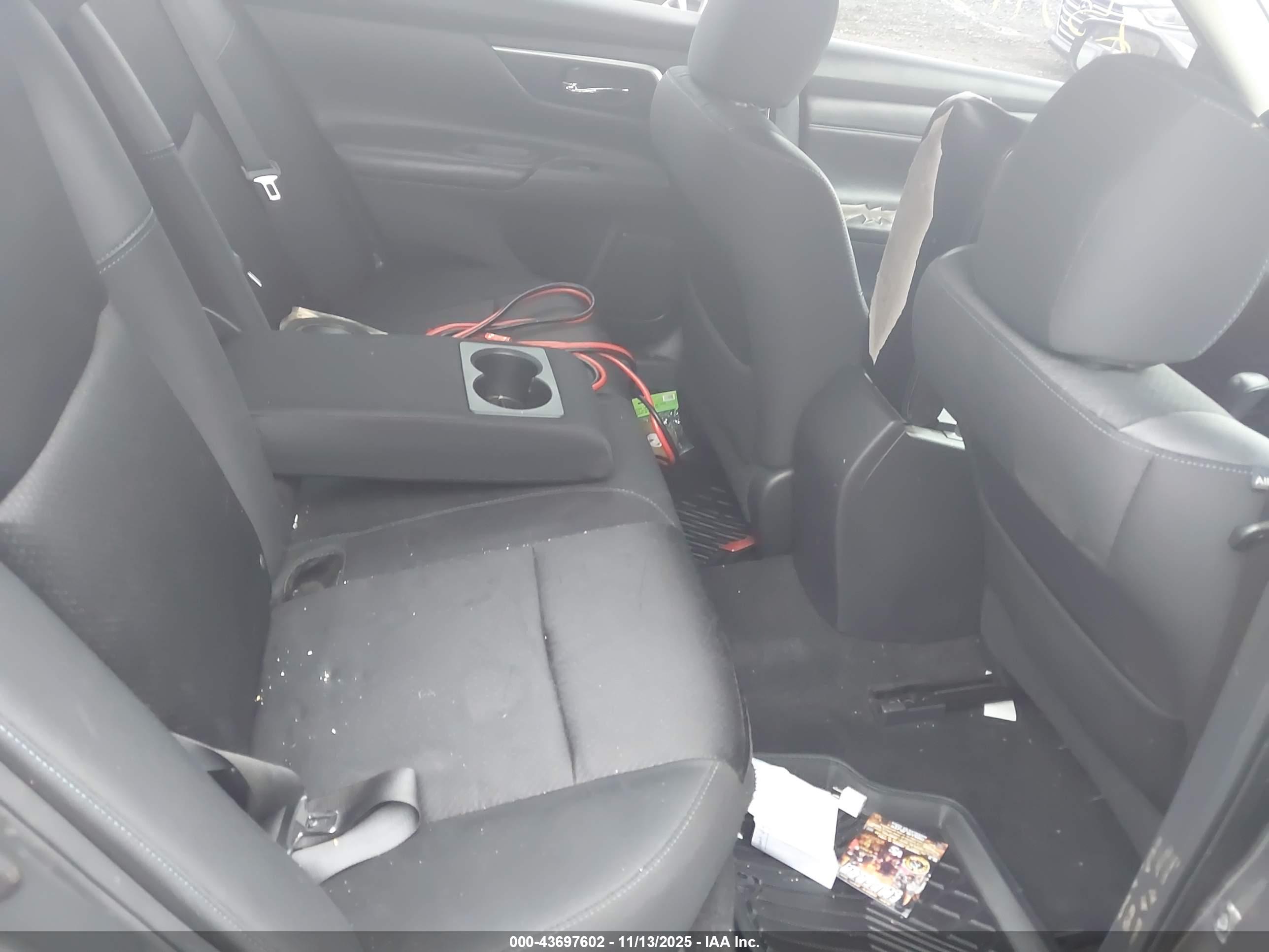 NISSAN ALTIMA image 8