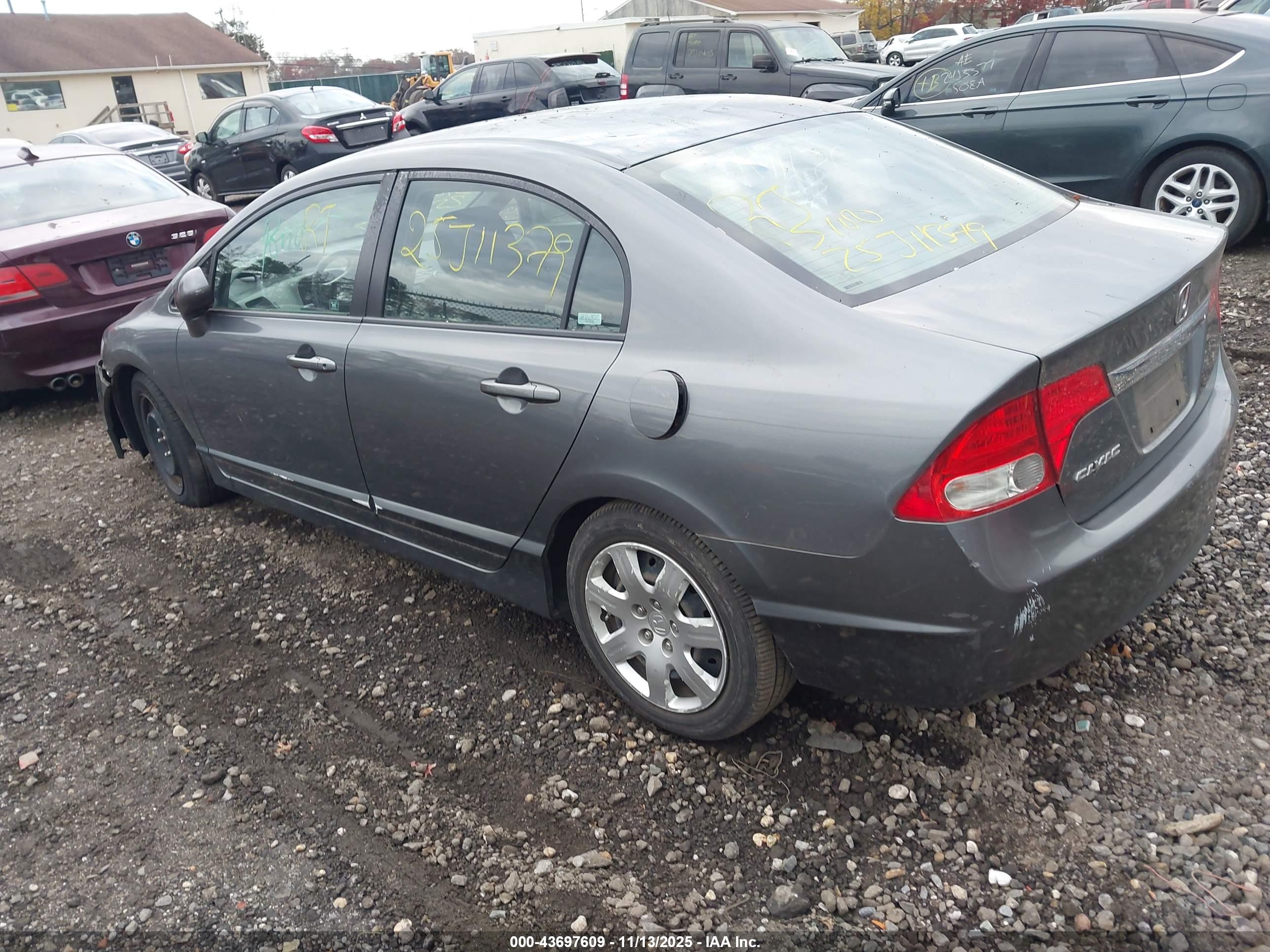 HONDA CIVIC image 3