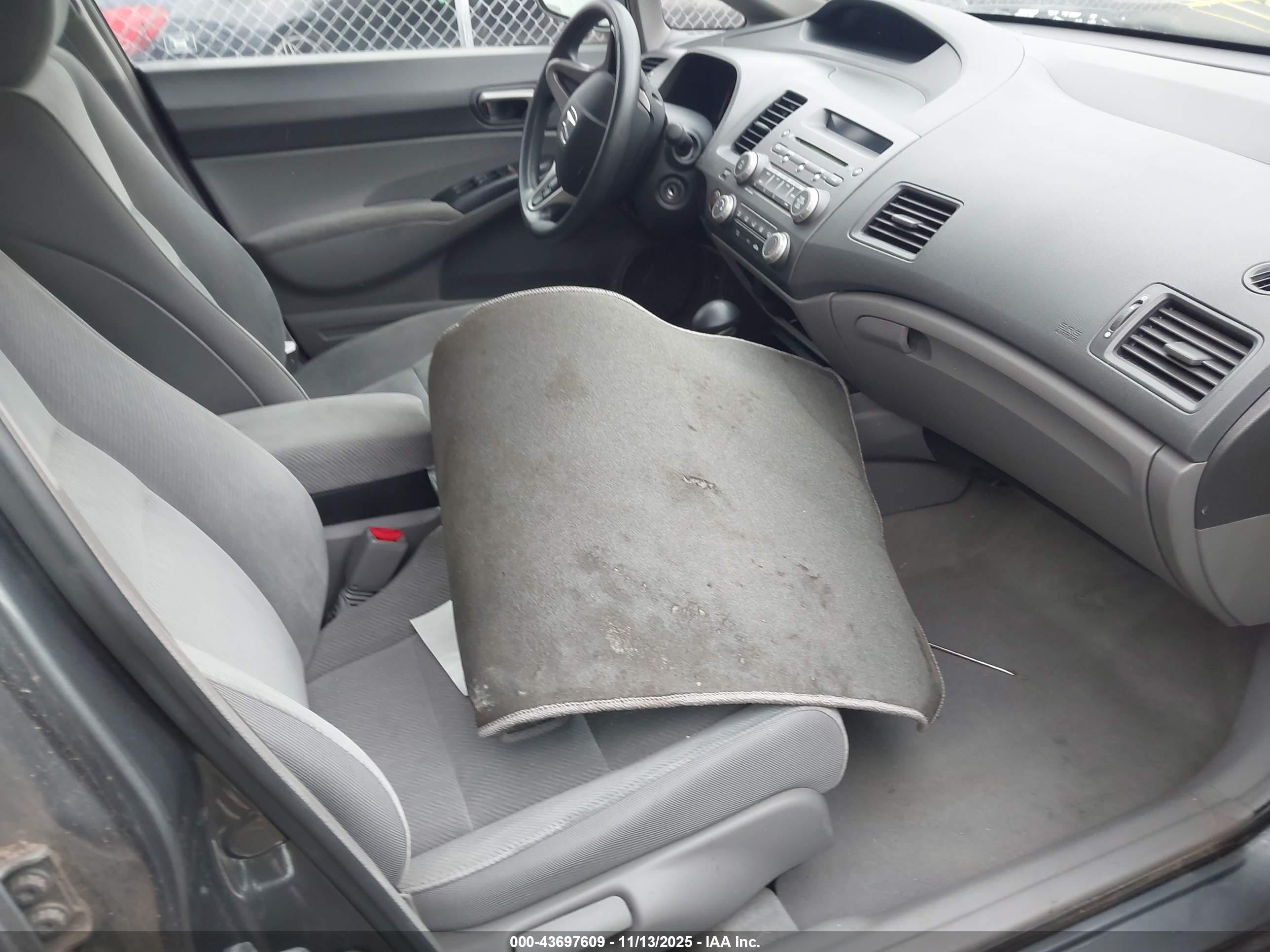 HONDA CIVIC image 5