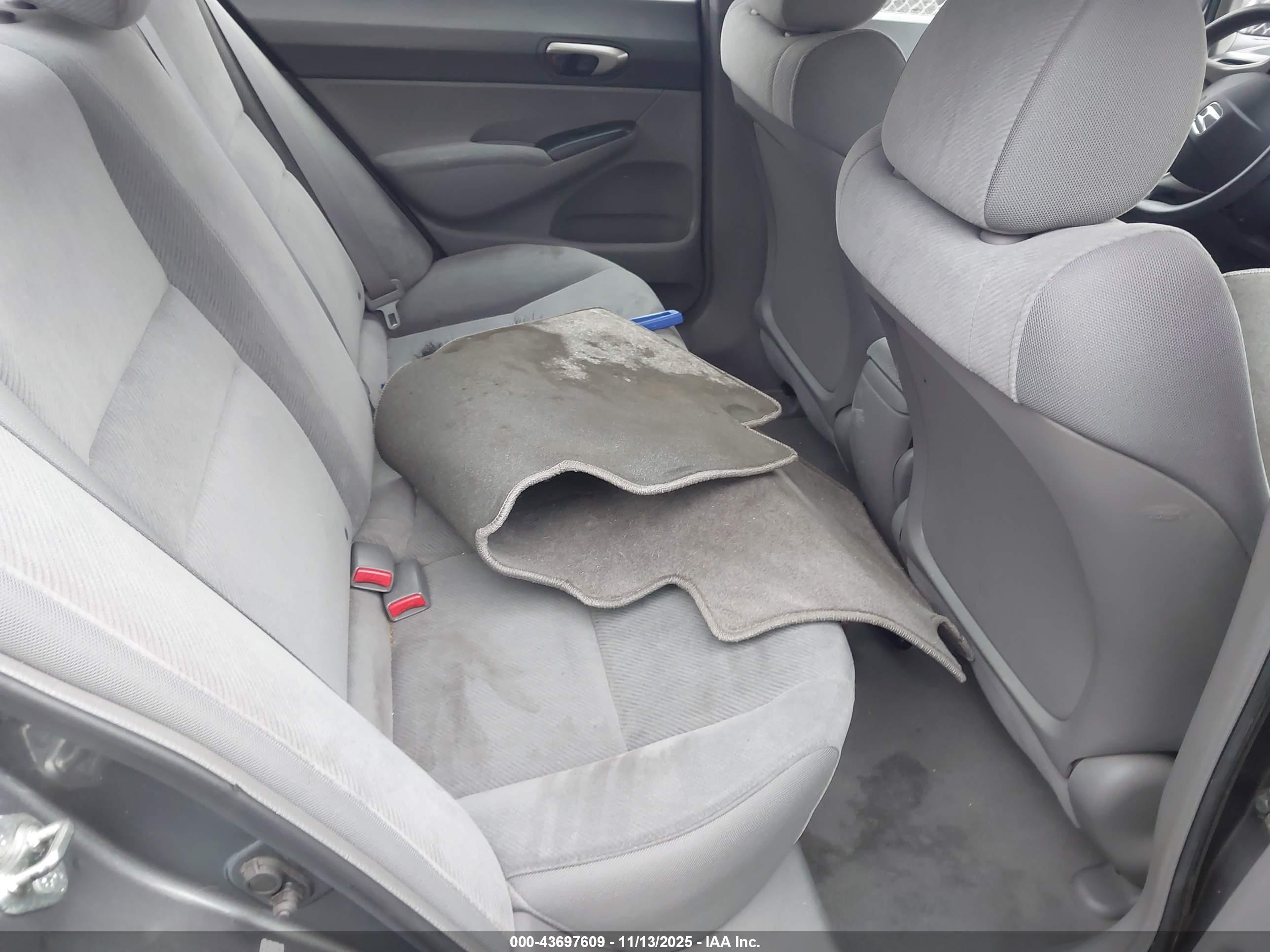 HONDA CIVIC image 8