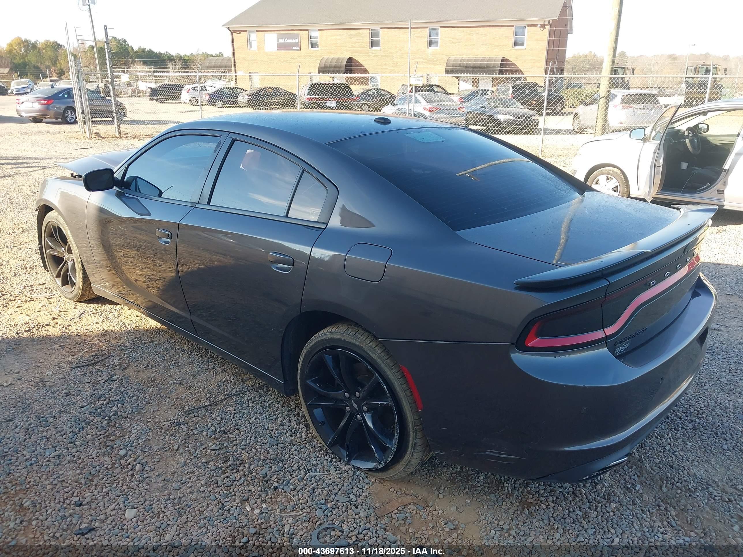DODGE CHARGER image 3