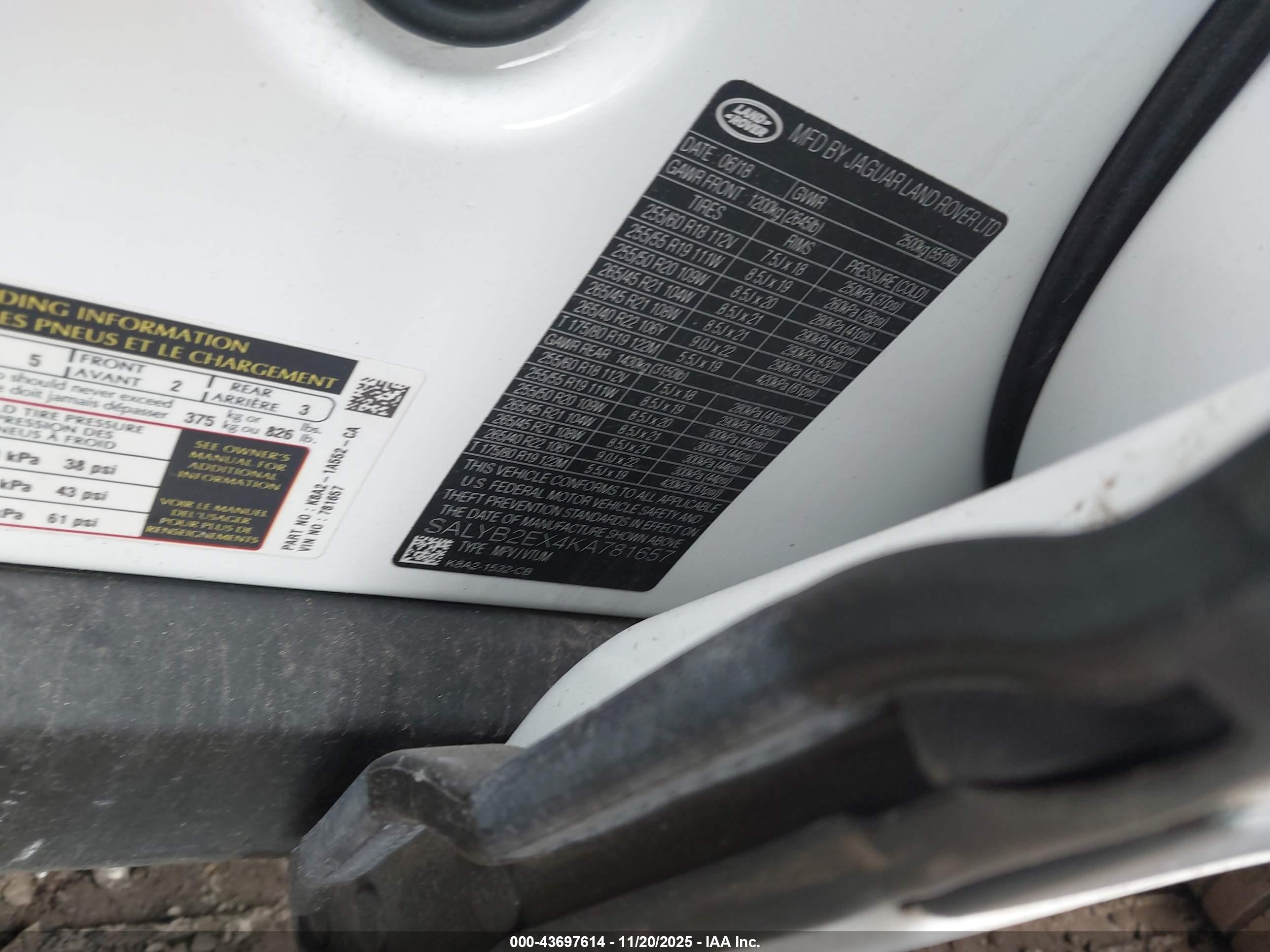 LAND ROVER image 9