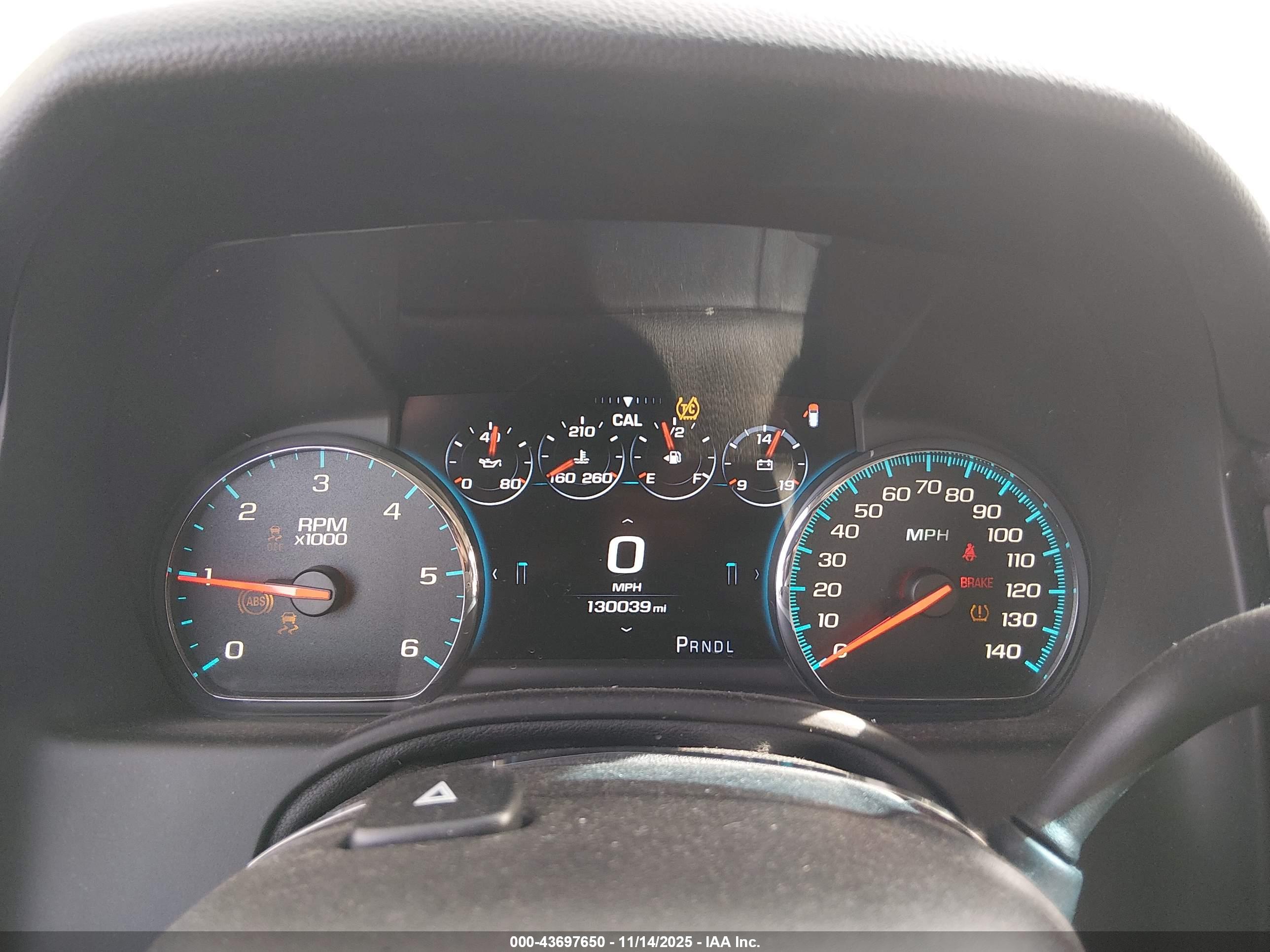 CHEVROLET TAHOE image 7