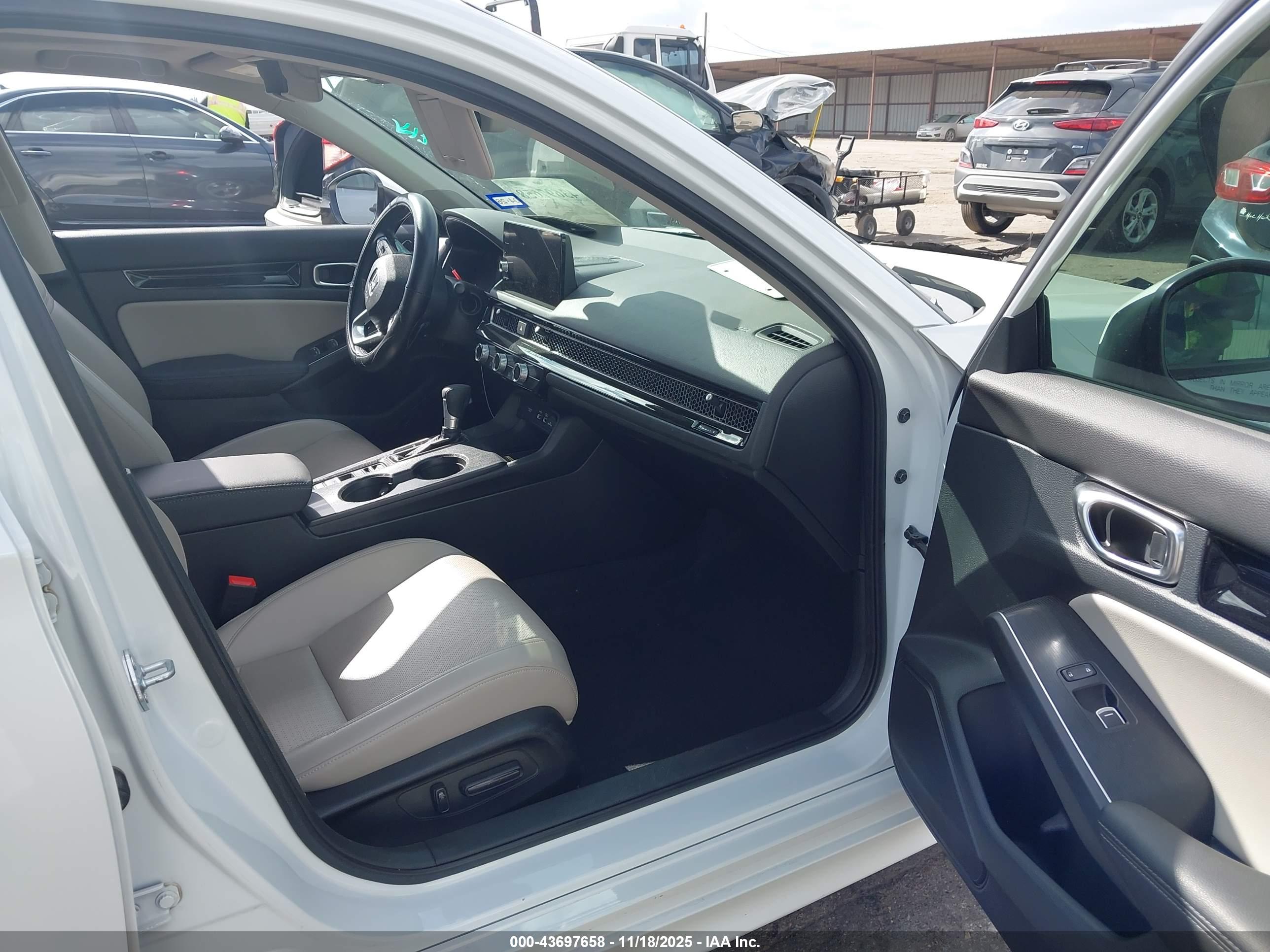 HONDA CIVIC image 5