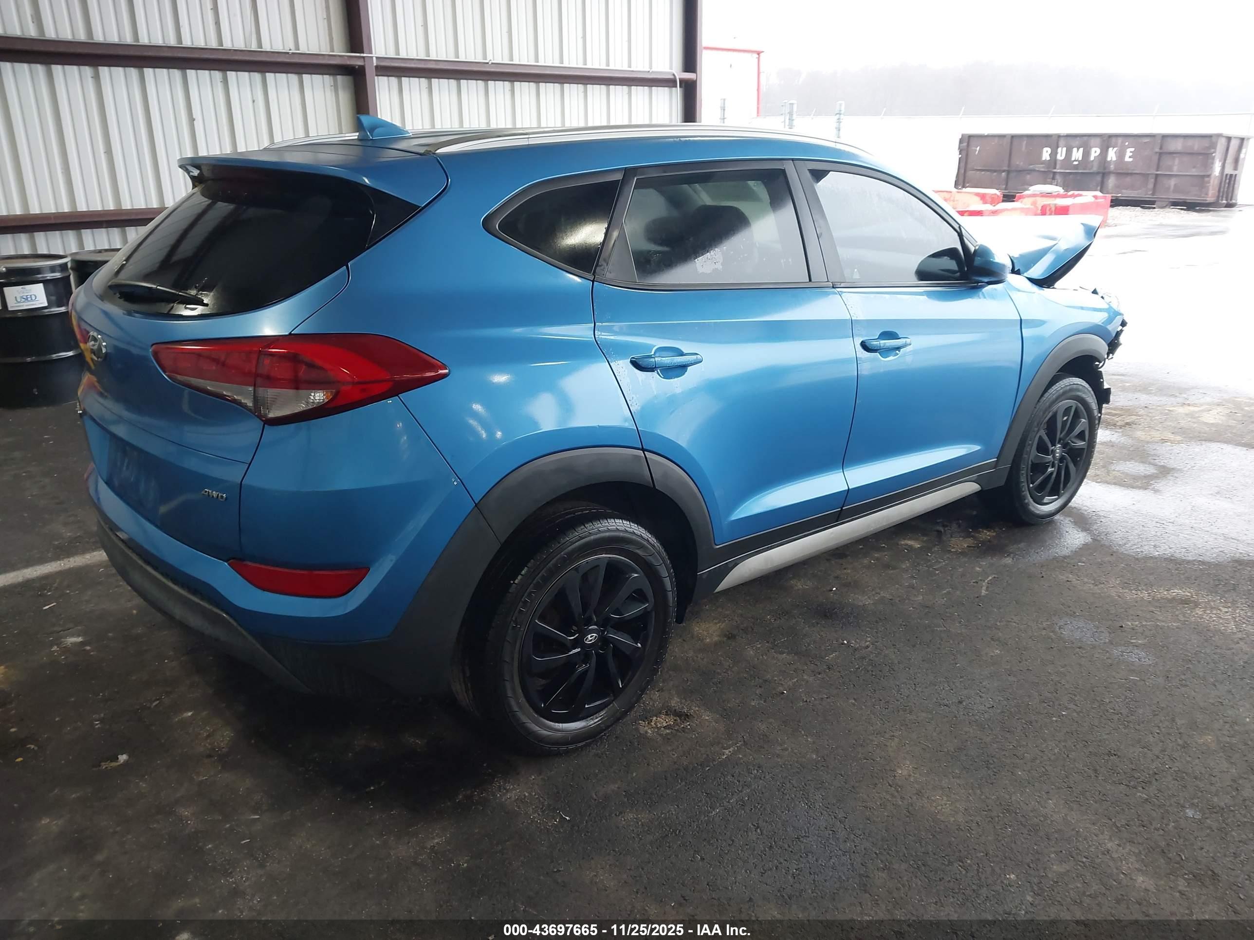HYUNDAI TUCSON image 4