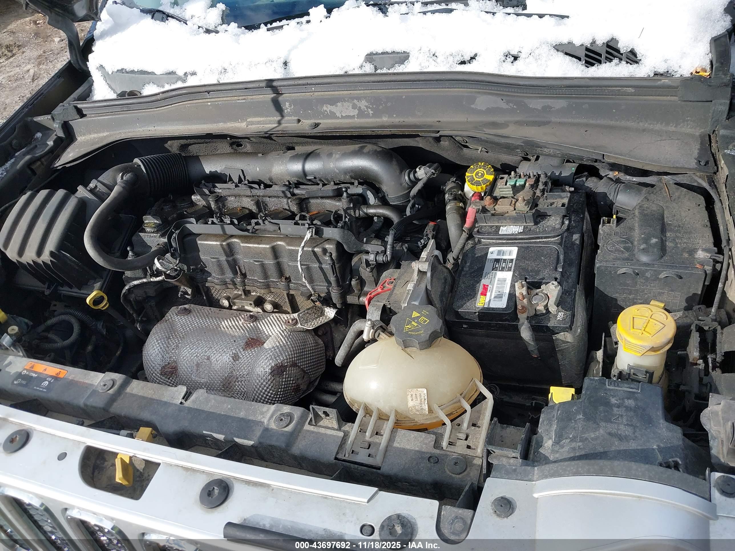JEEP RENEGADE image 10