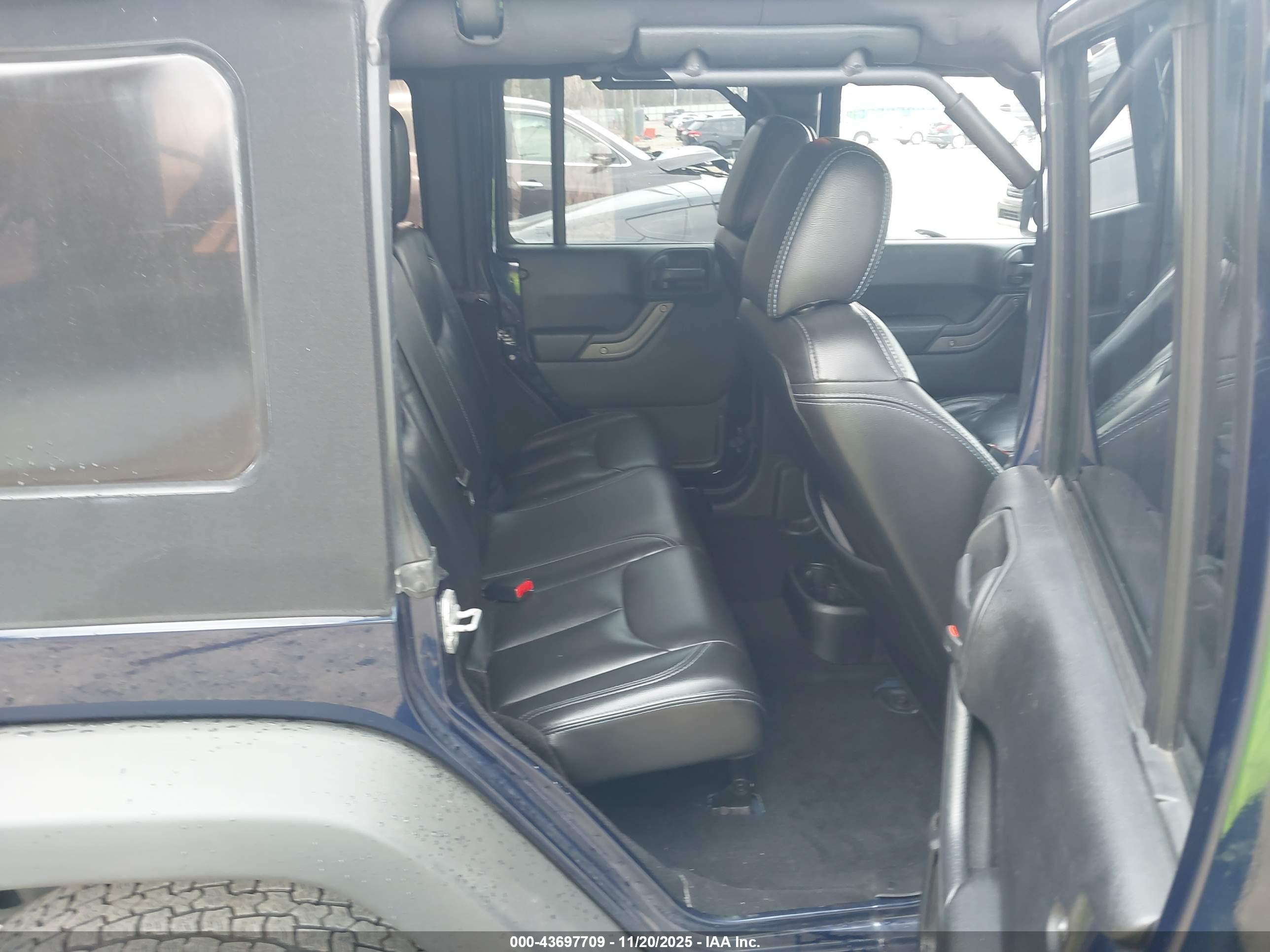 JEEP WRANGLER image 8