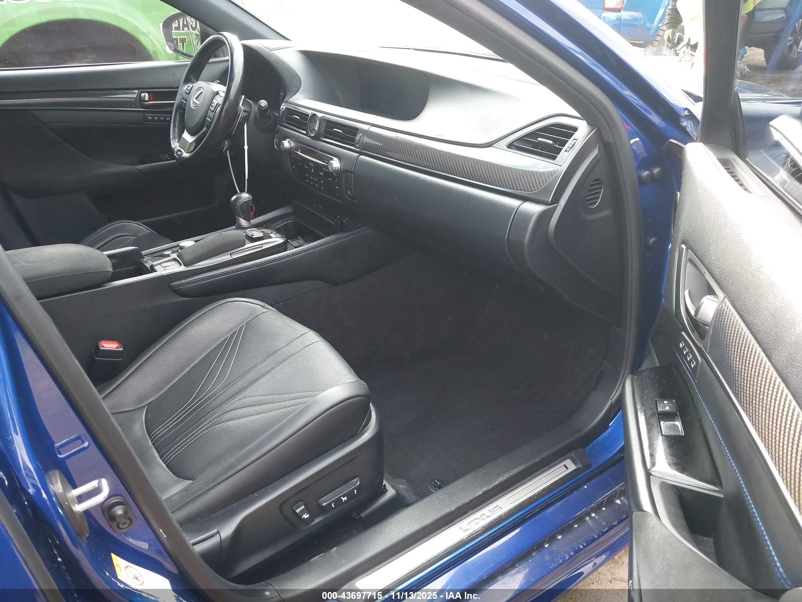 LEXUS GS image 5