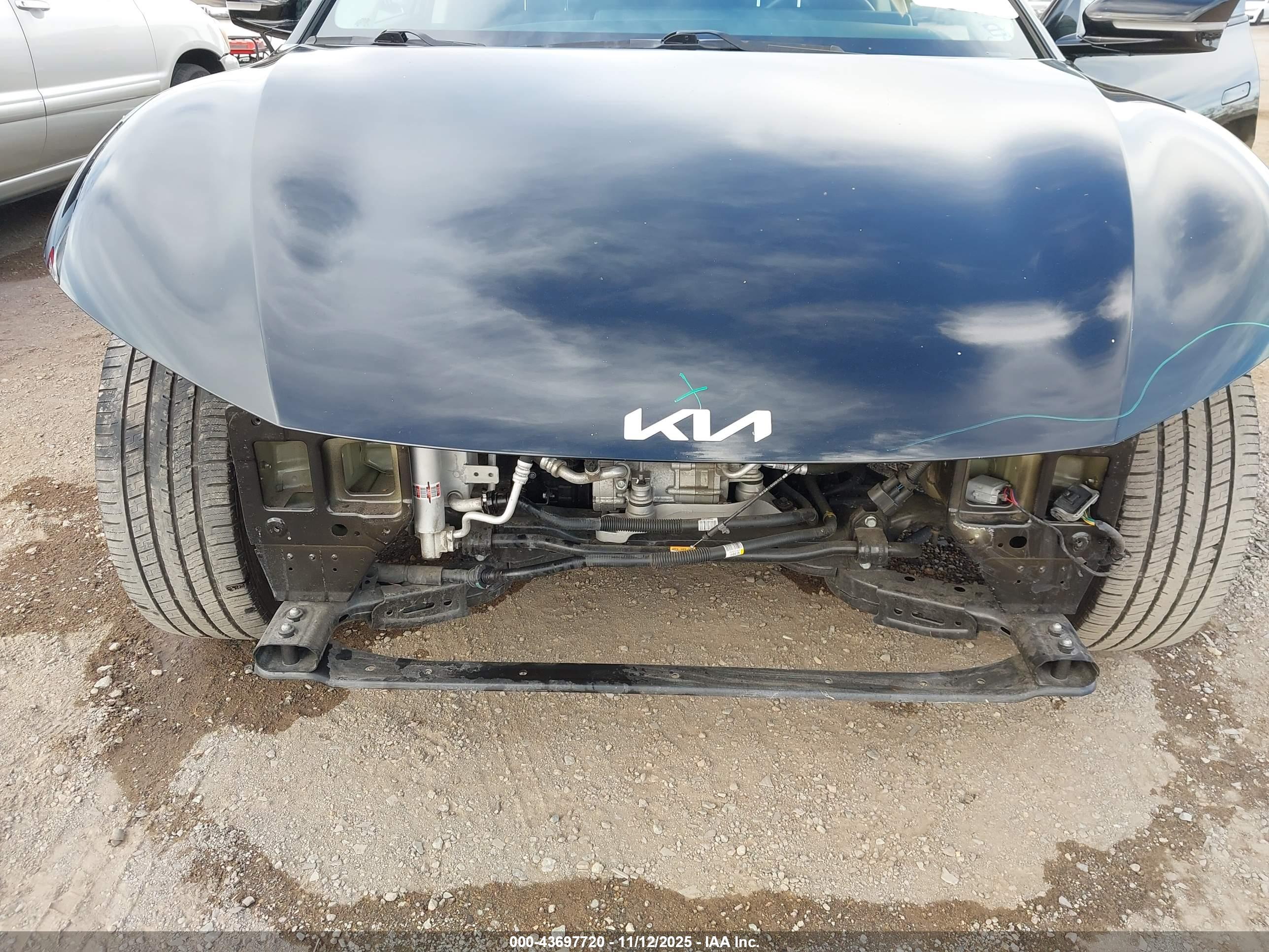 KIA EV6 image 6