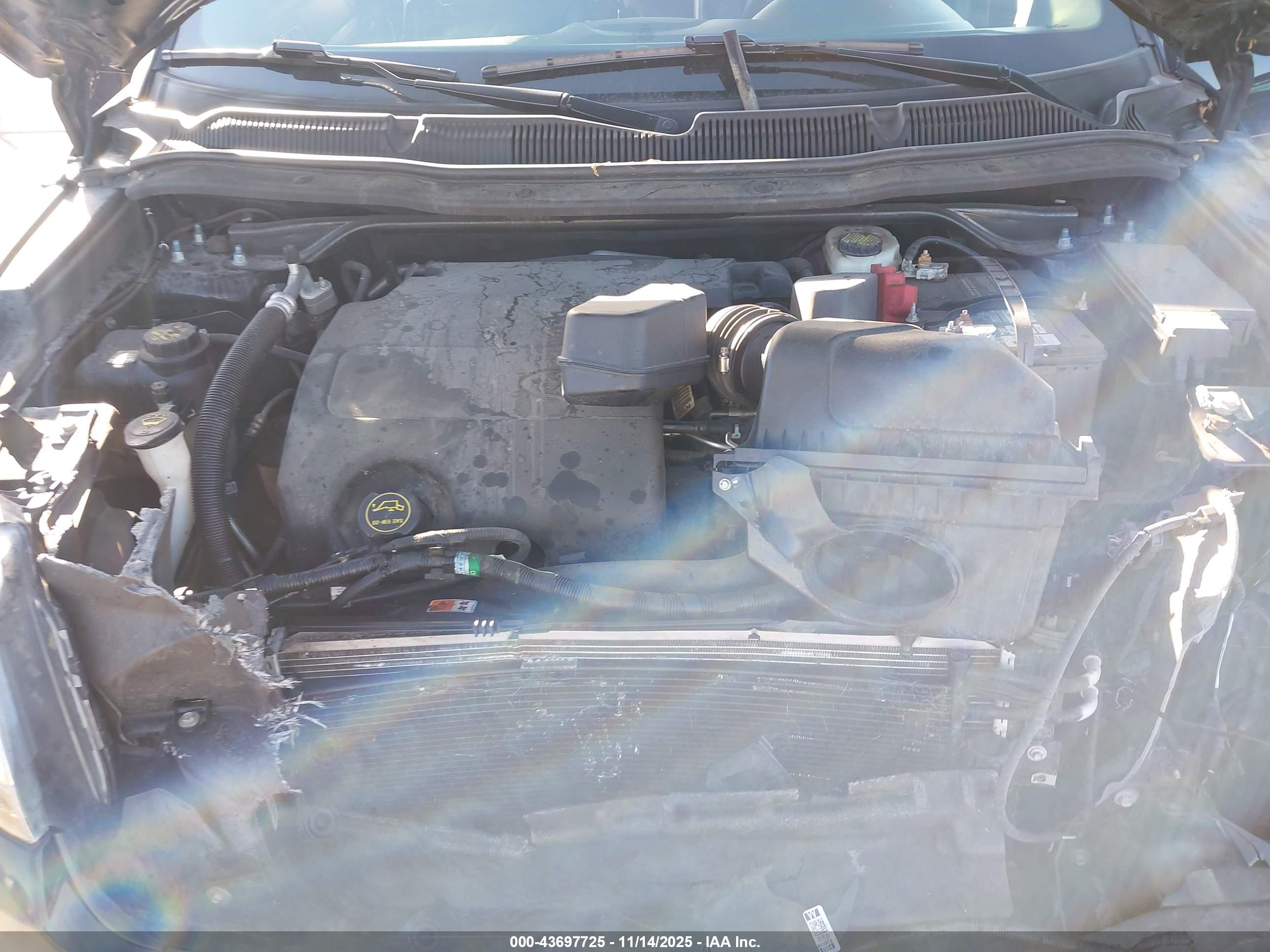 FORD EXPLORER image 10
