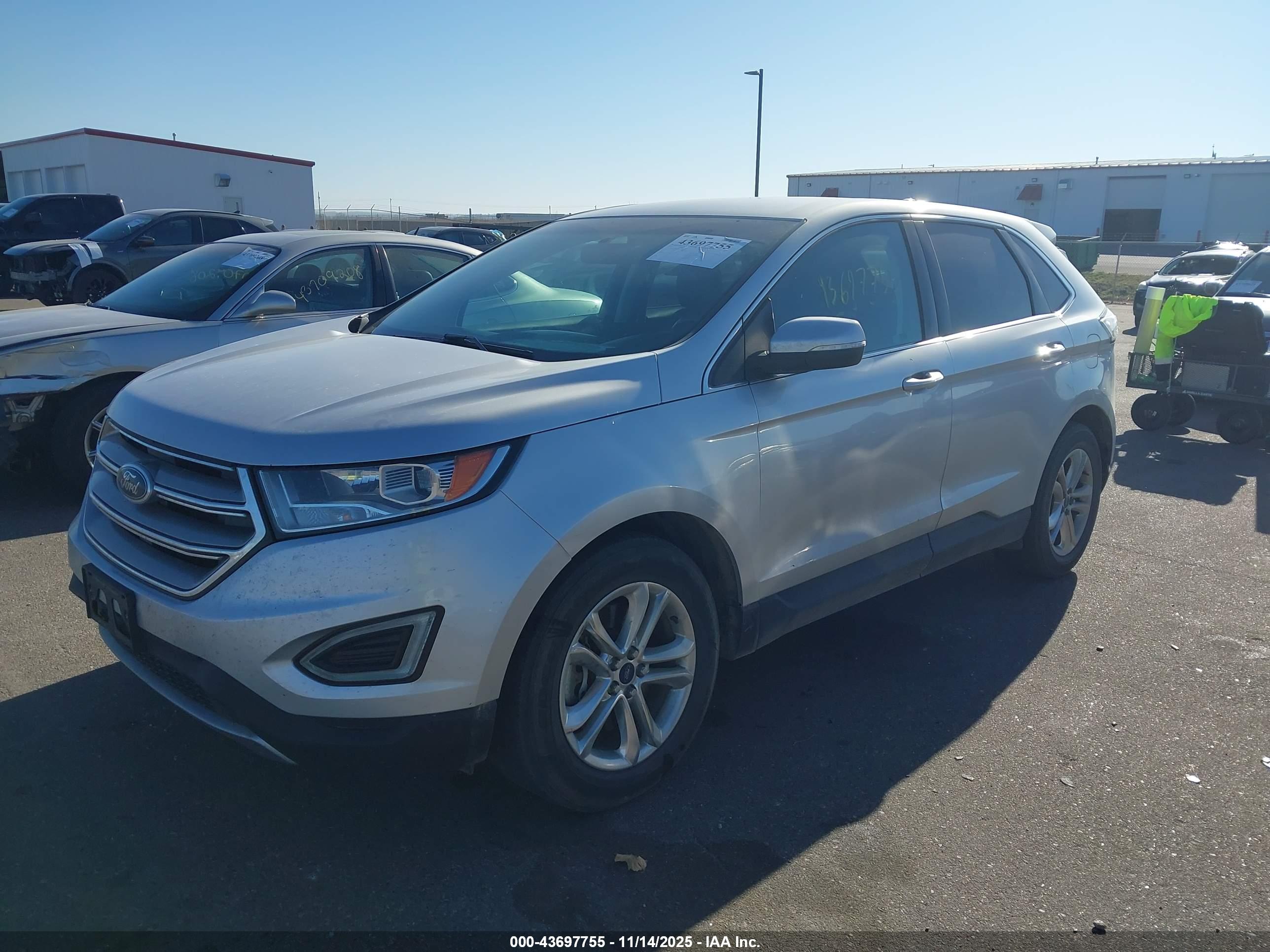 FORD EDGE image 2