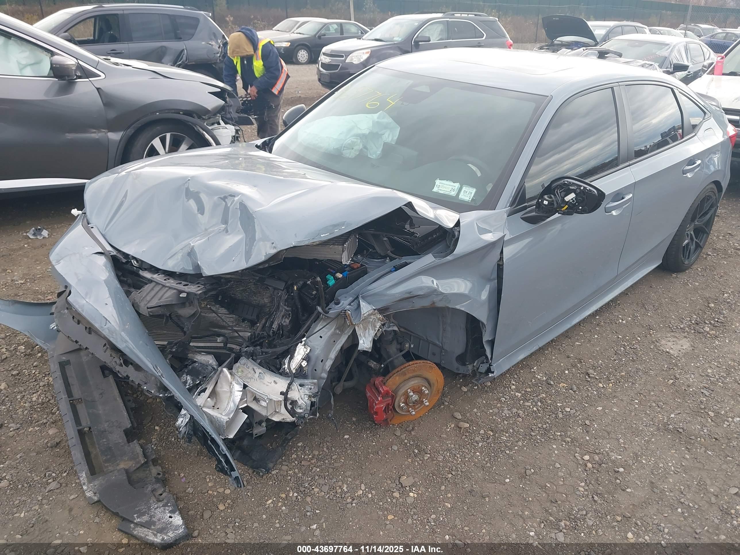 HONDA CIVIC image 2