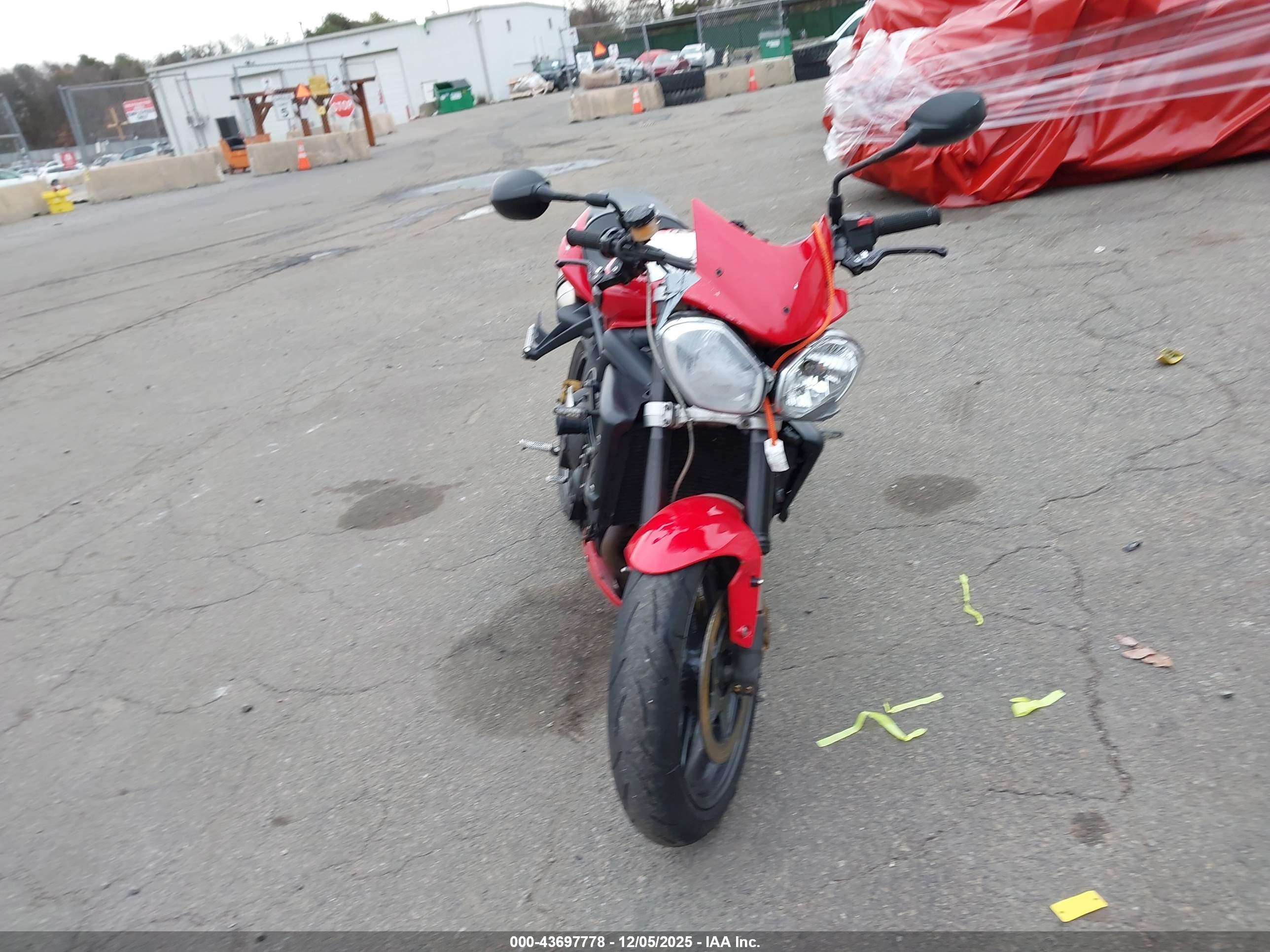 TRIUMPH MOTORCYCLE image 5