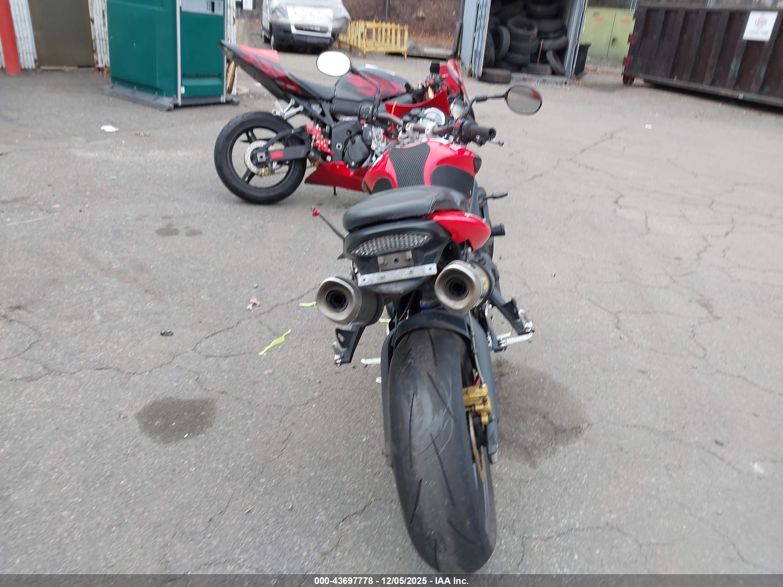 TRIUMPH MOTORCYCLE image 6