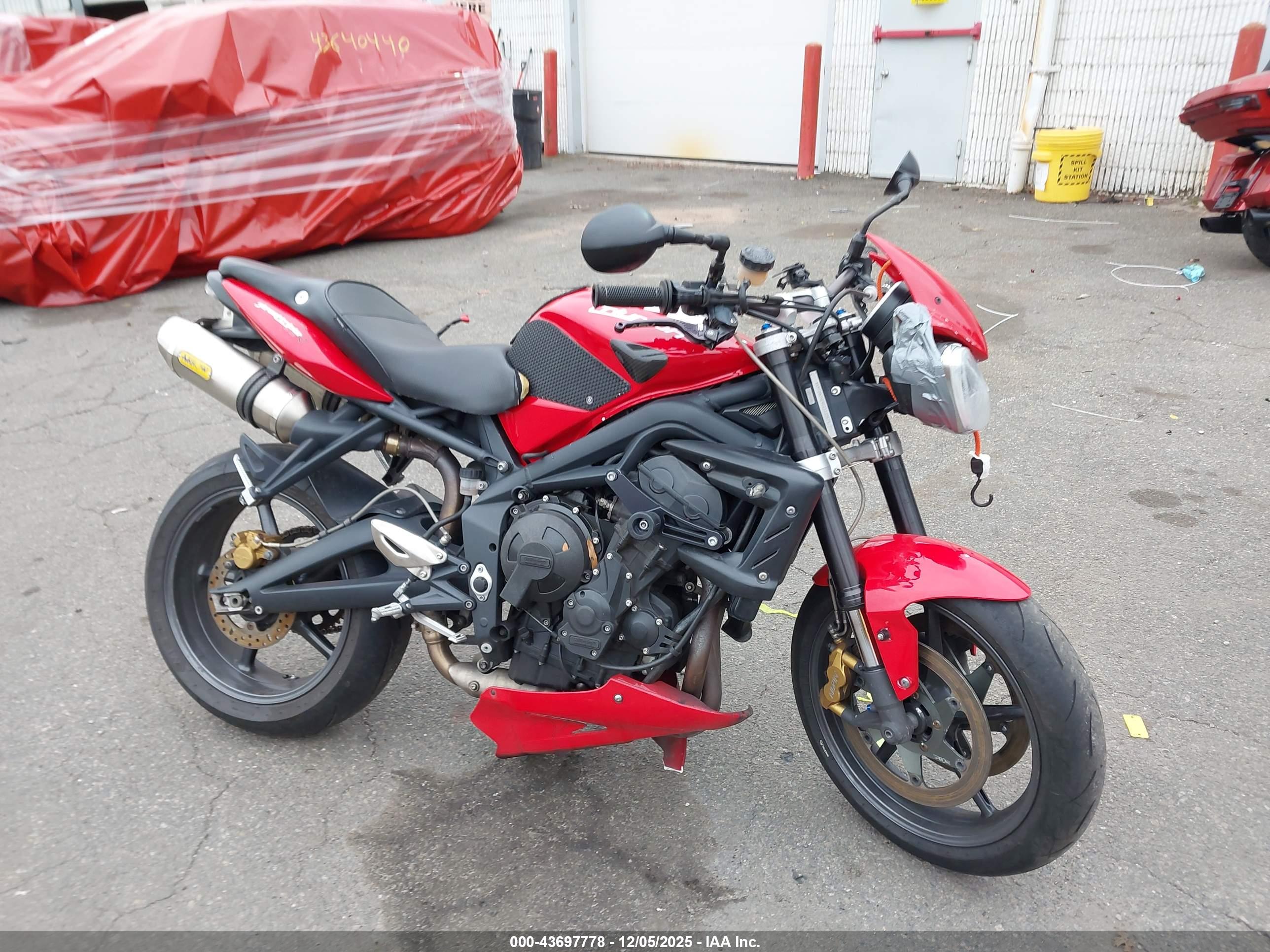 TRIUMPH MOTORCYCLE image 8