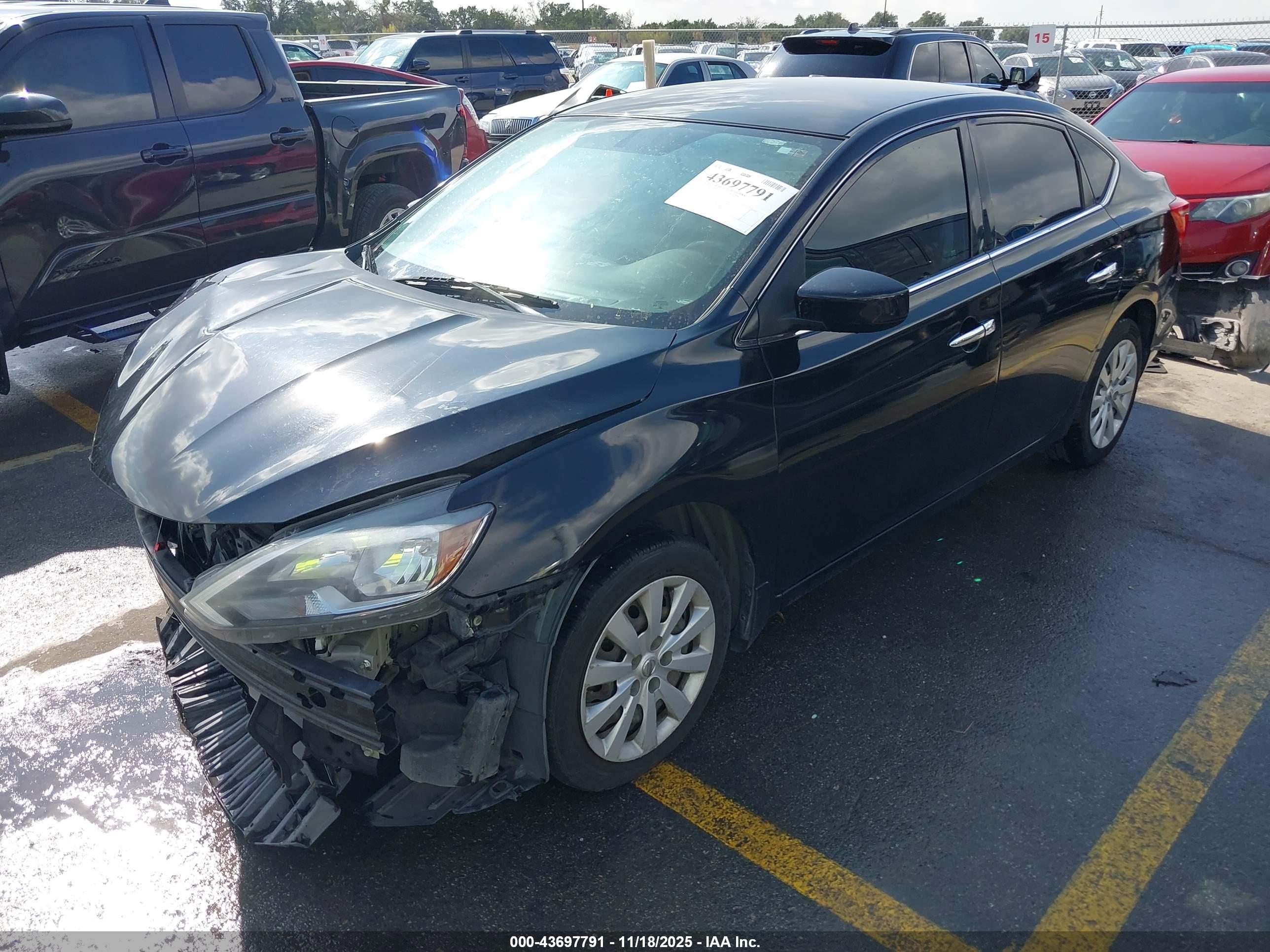 NISSAN SENTRA image 2
