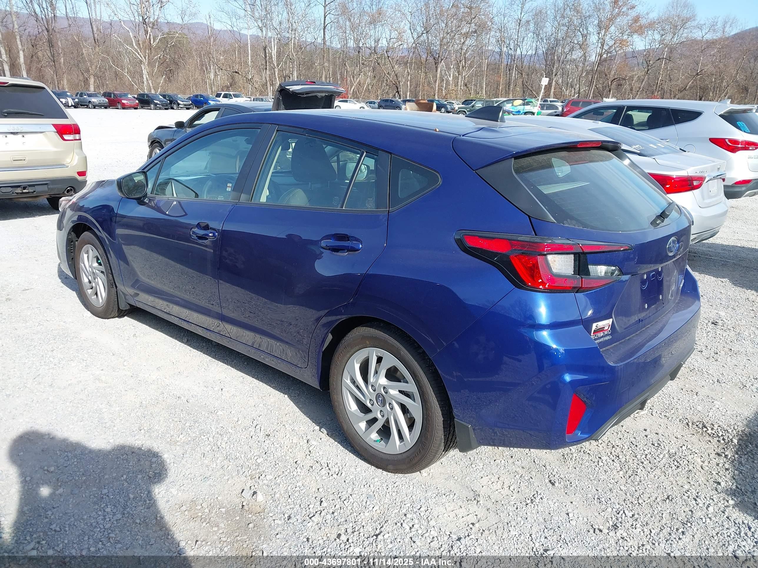 SUBARU IMPREZA image 3