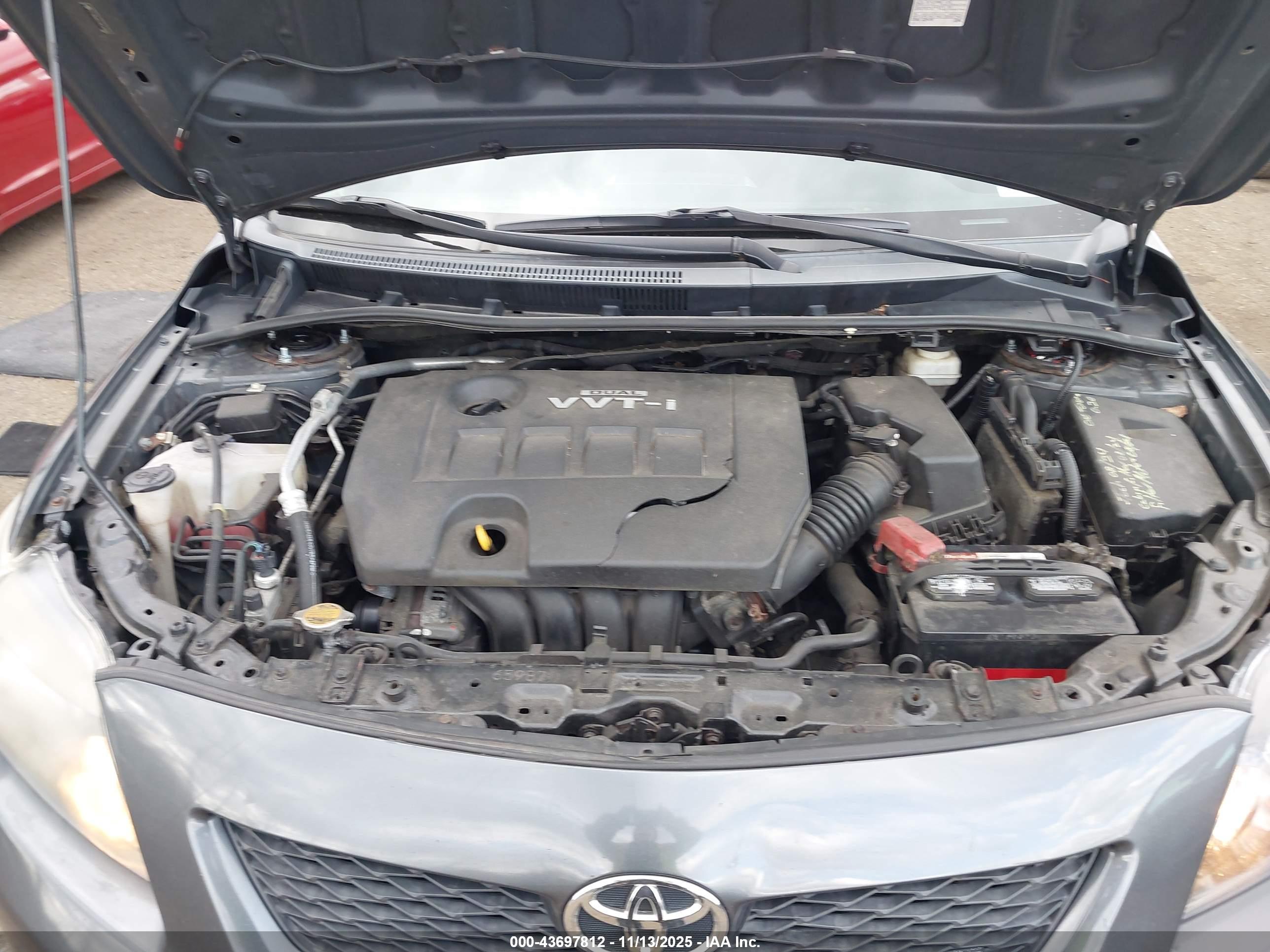 TOYOTA COROLLA image 10