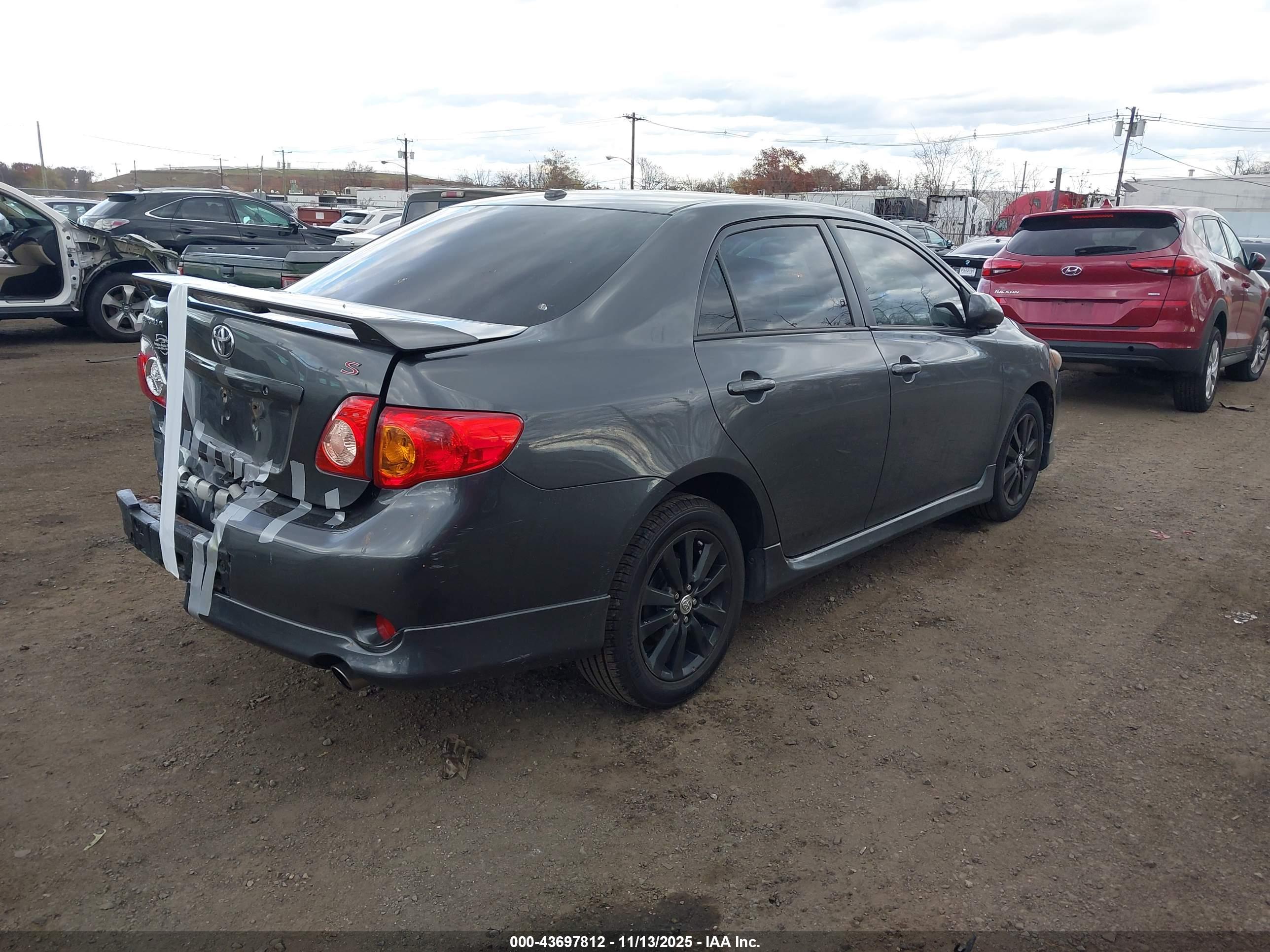 TOYOTA COROLLA image 4