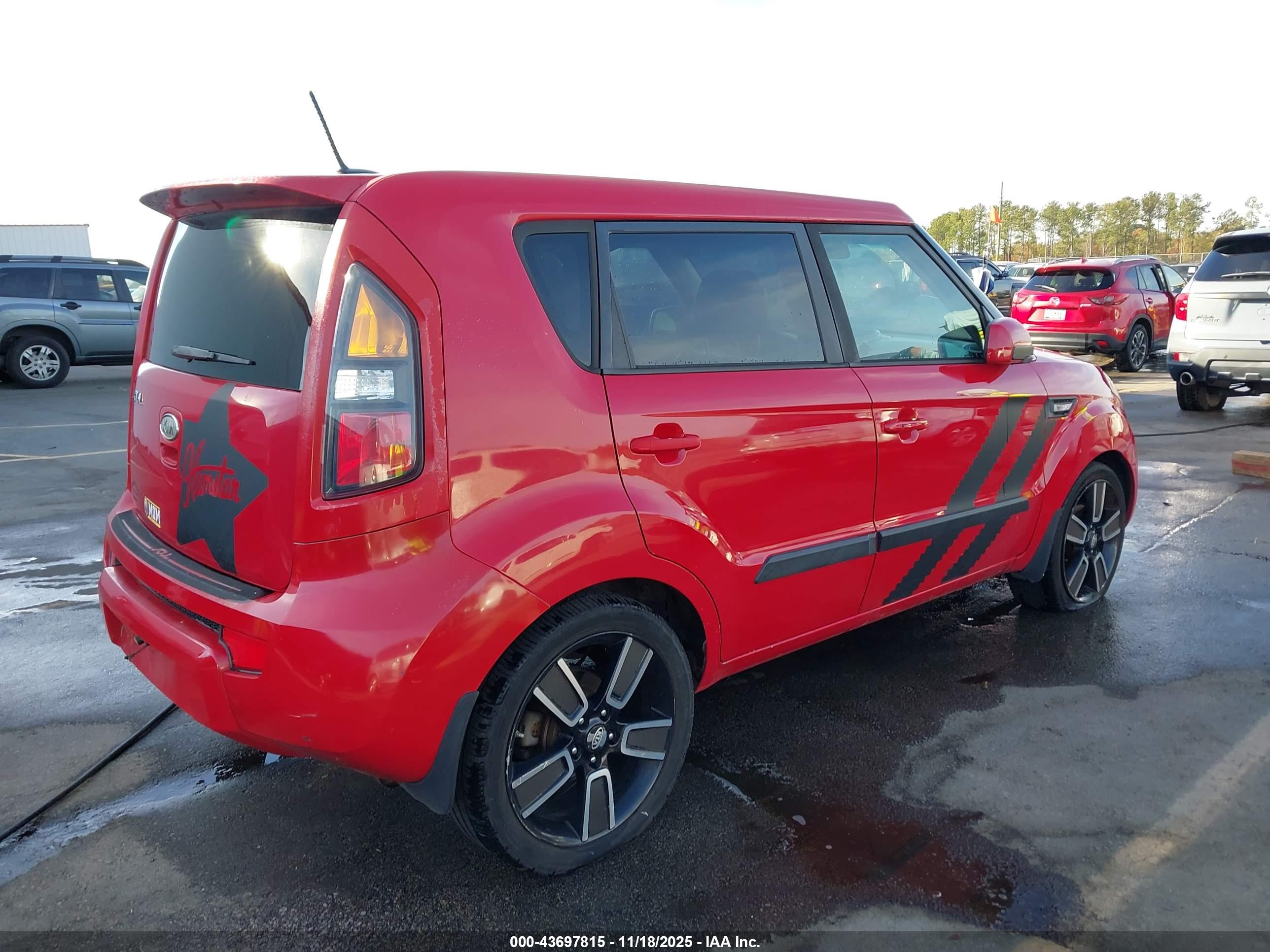 KIA SOUL image 4