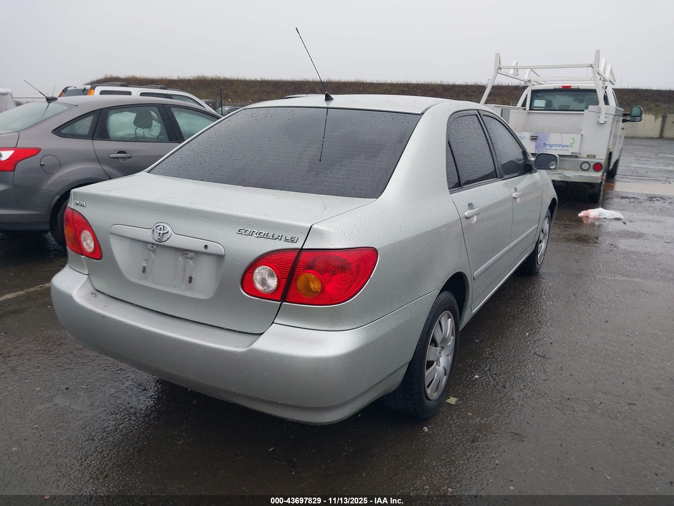 TOYOTA COROLLA image 4