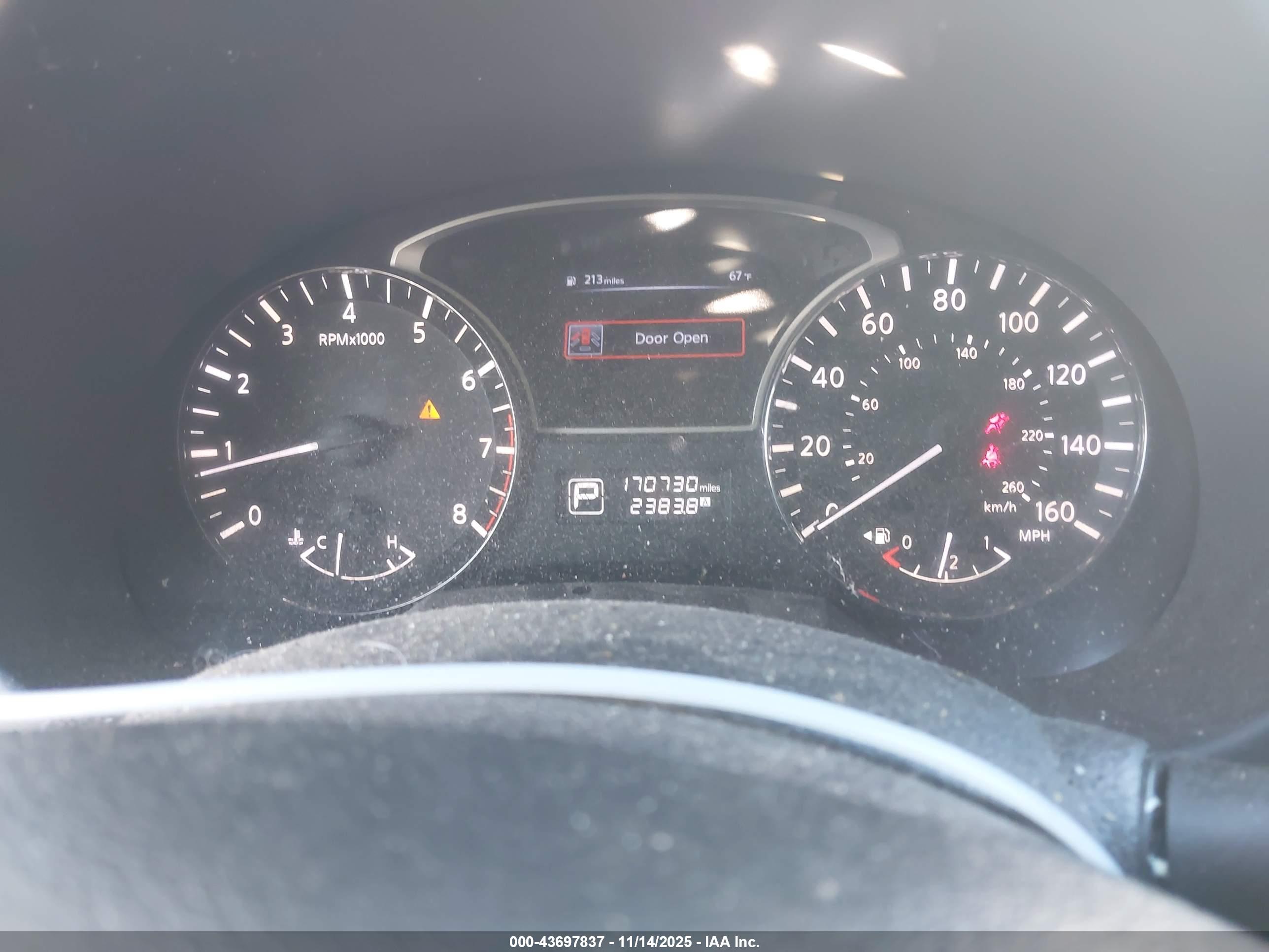 NISSAN ALTIMA image 7