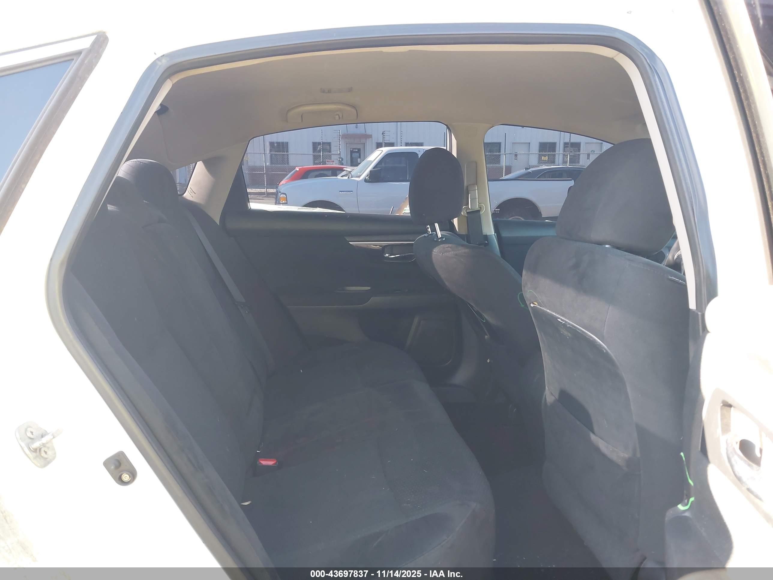 NISSAN ALTIMA image 8