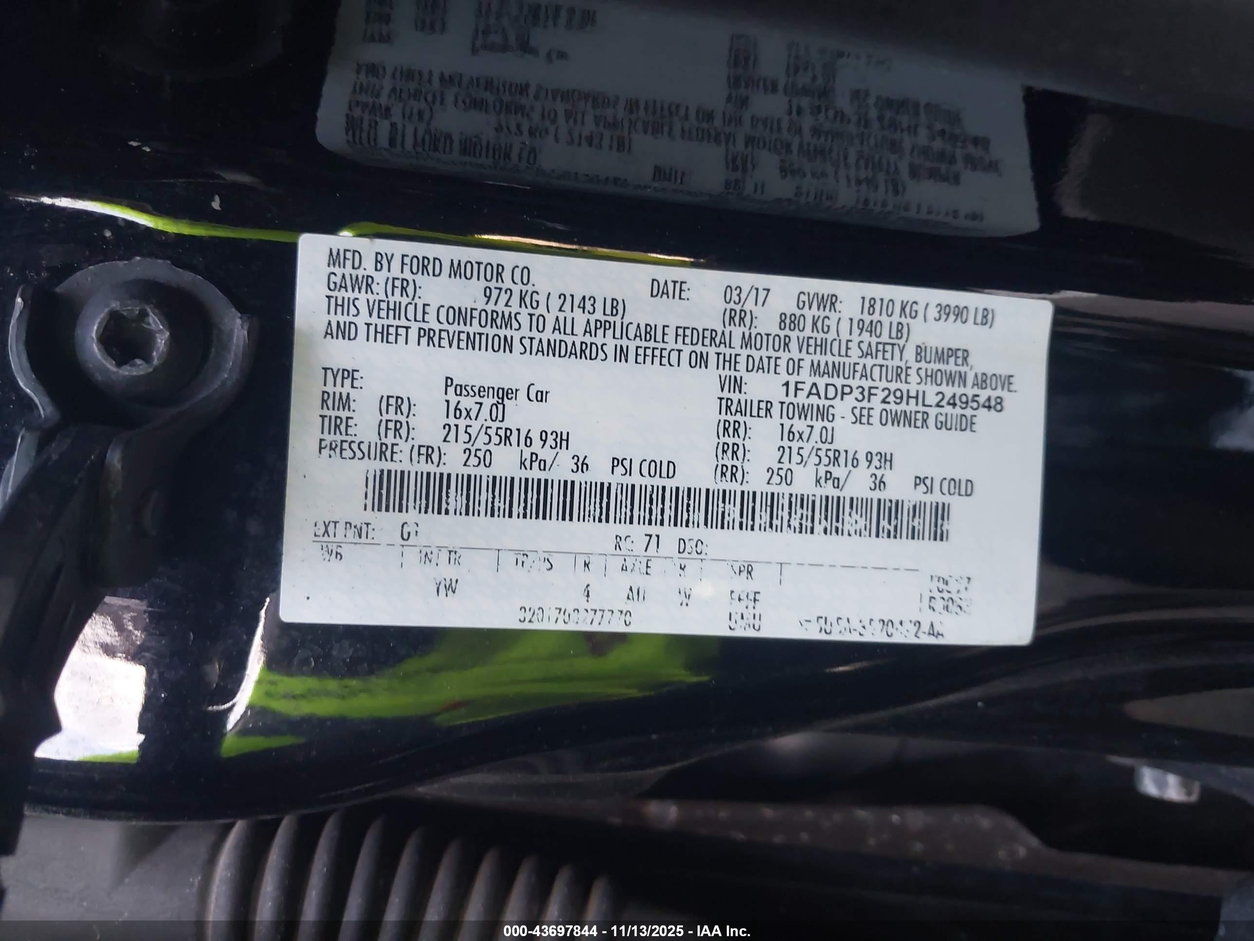 FORD FOCUS image 9