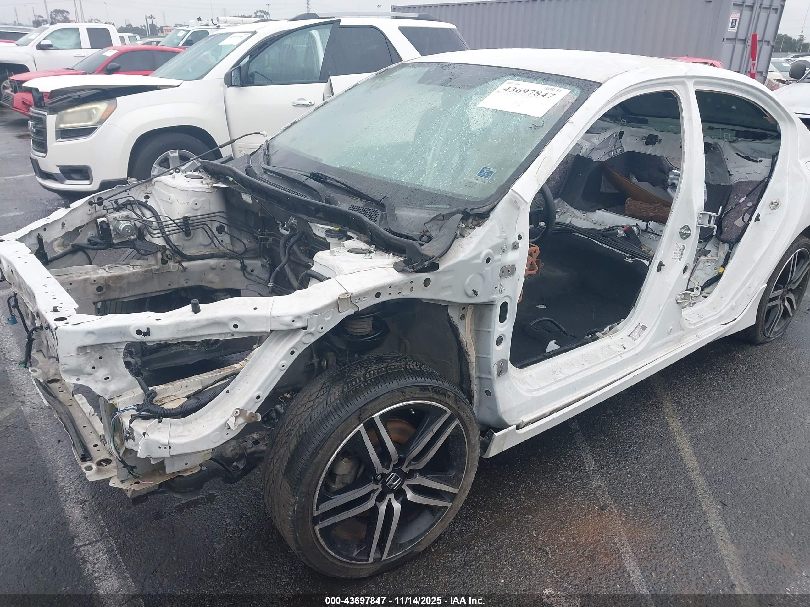 HONDA ACCORD image 2
