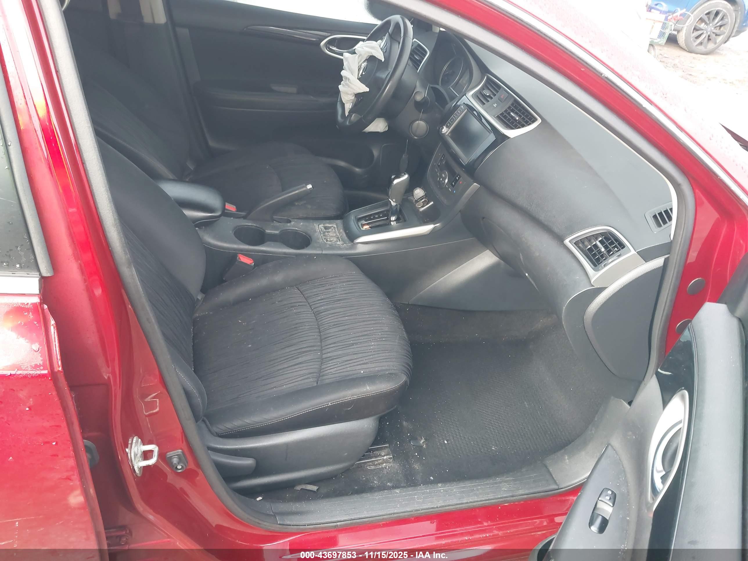 NISSAN SENTRA image 5
